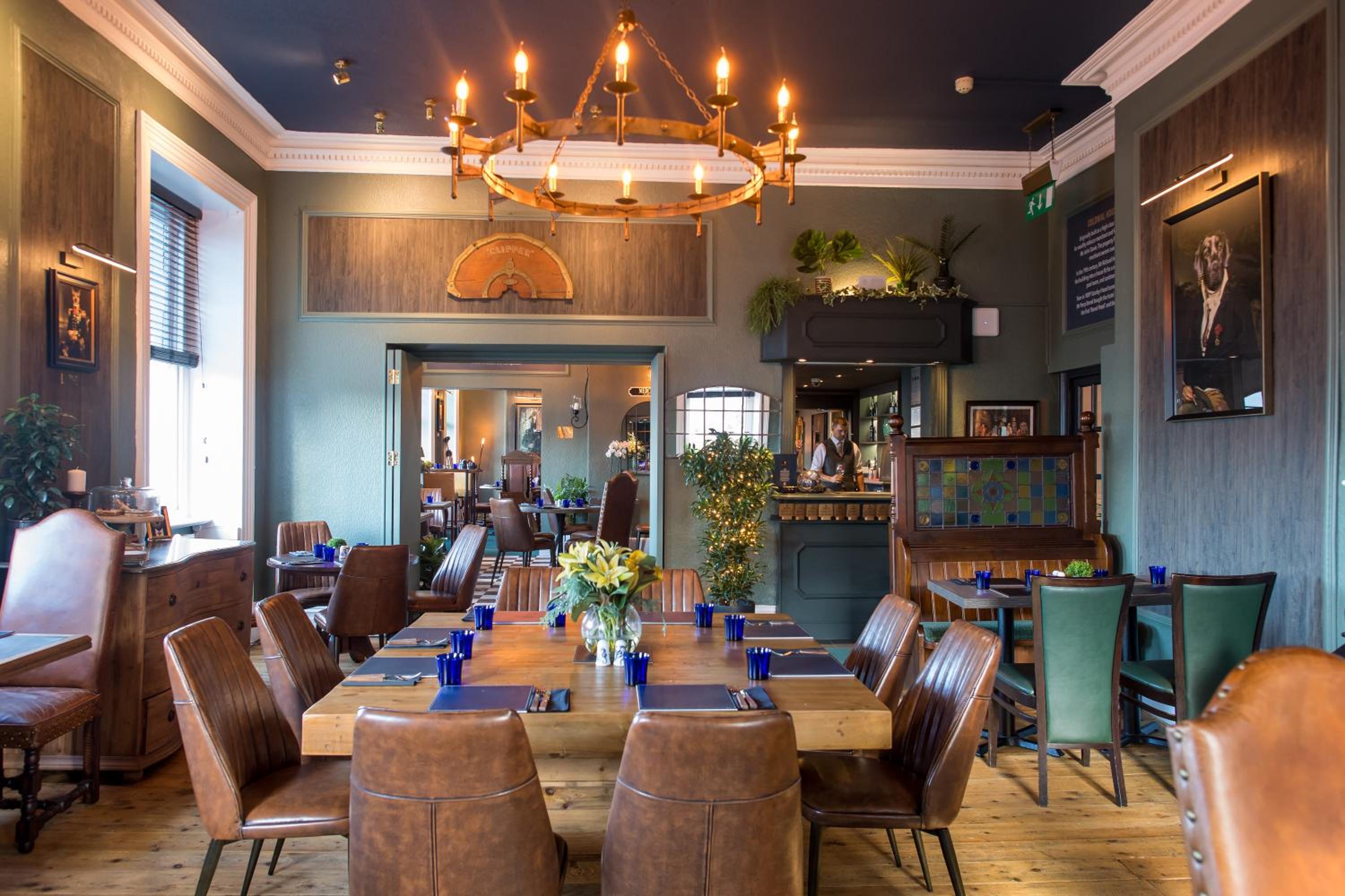 Bideford Vacations - The Royal Hotel - Property Image 2