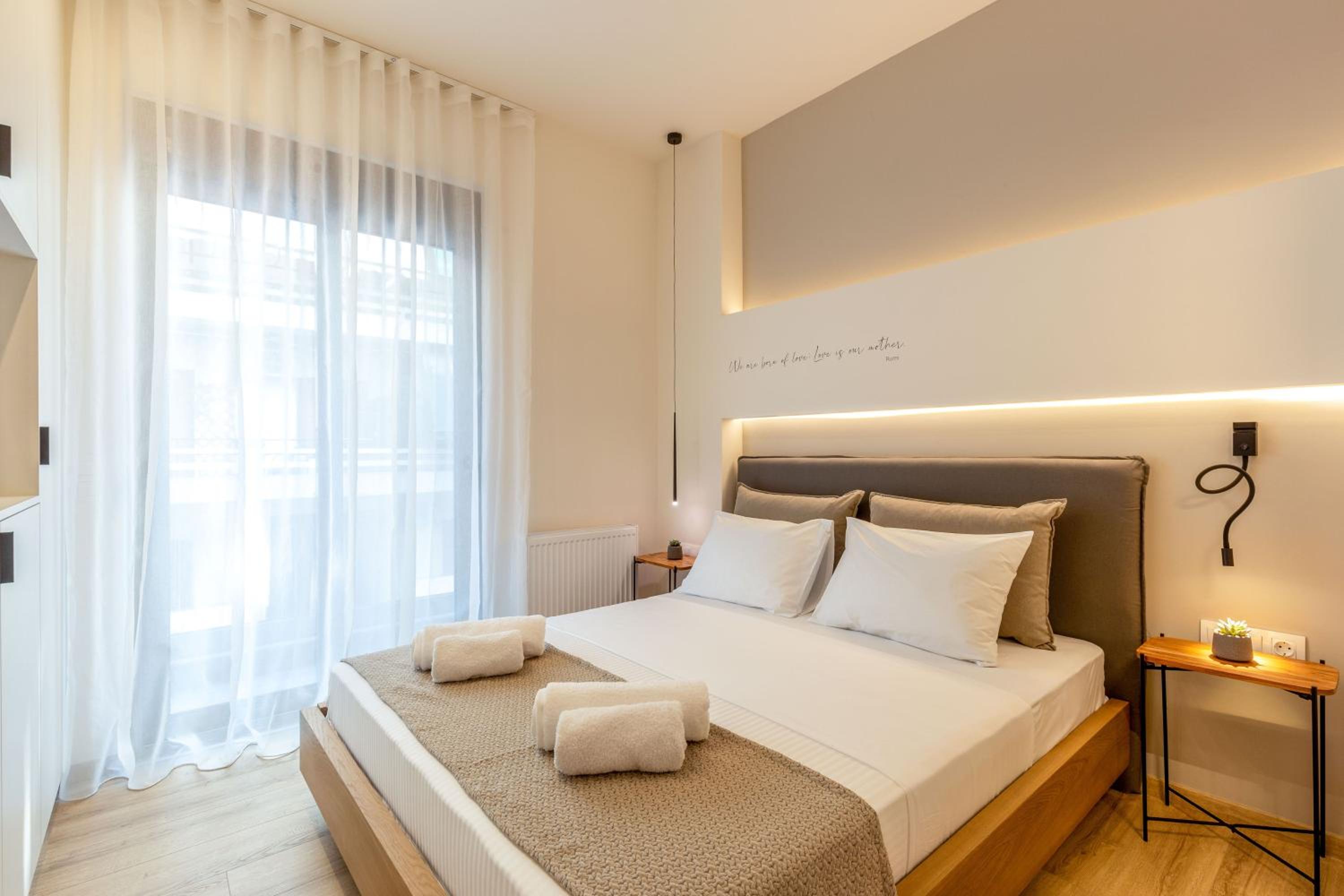 IO SUITES