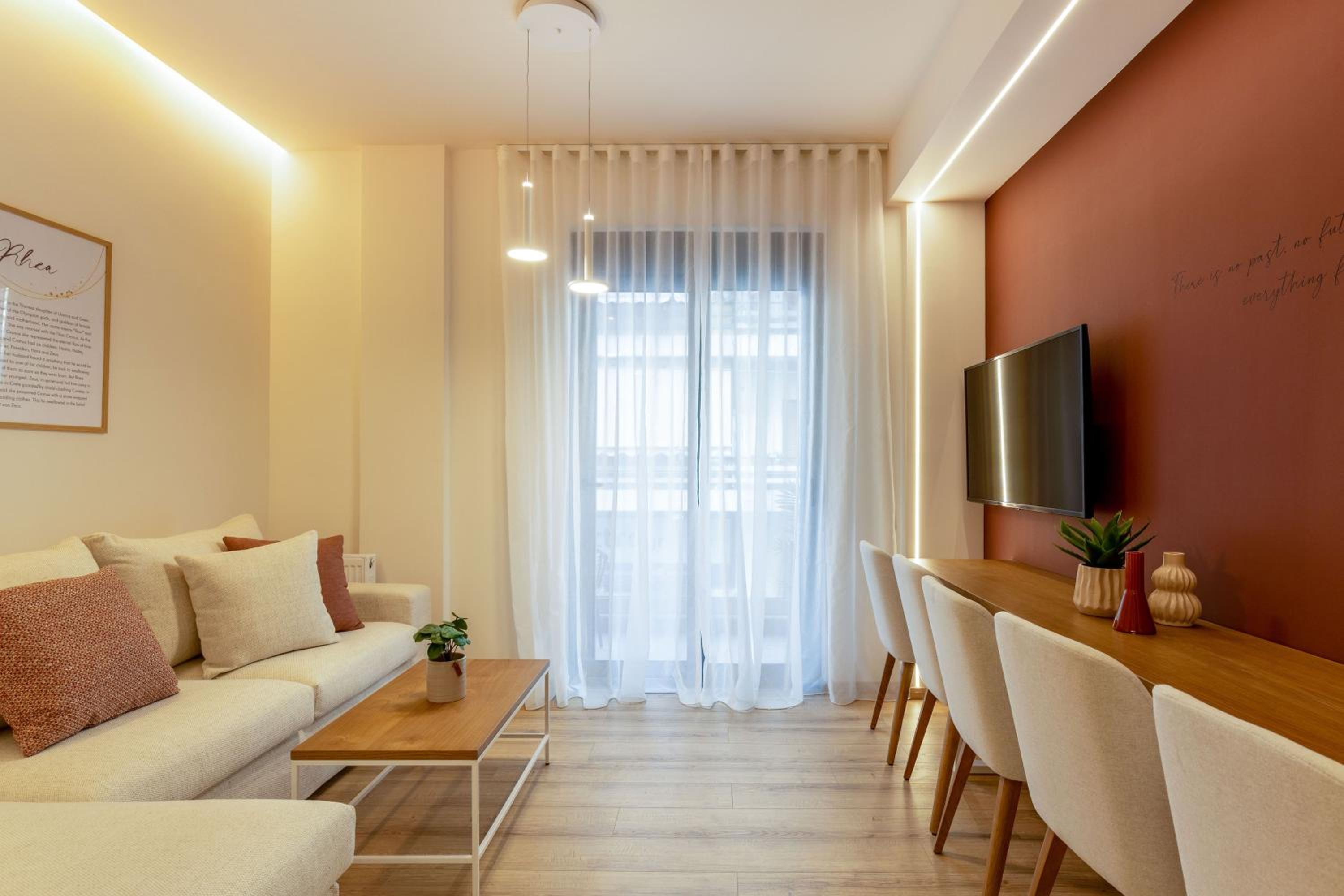 IO SUITES