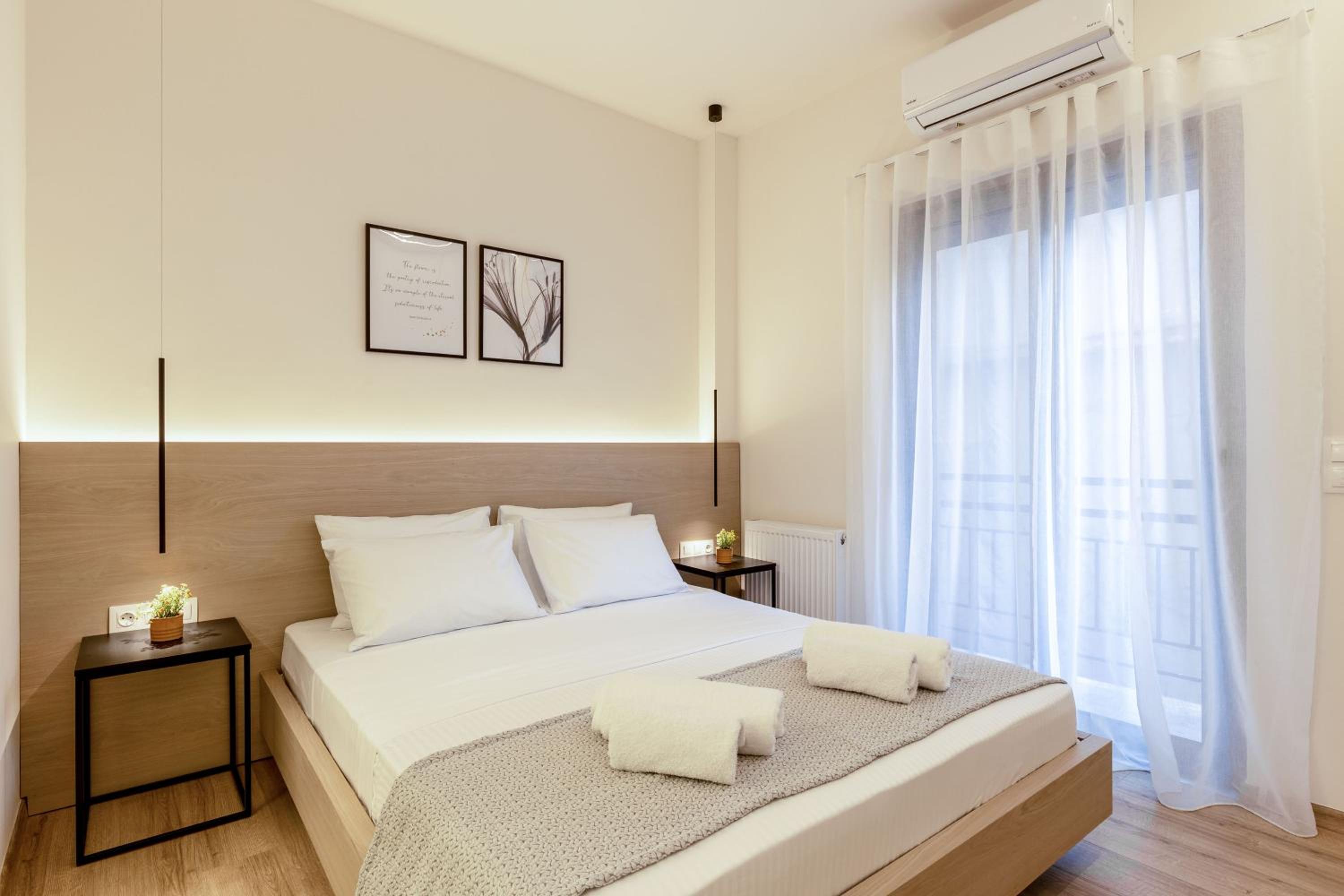 IO SUITES