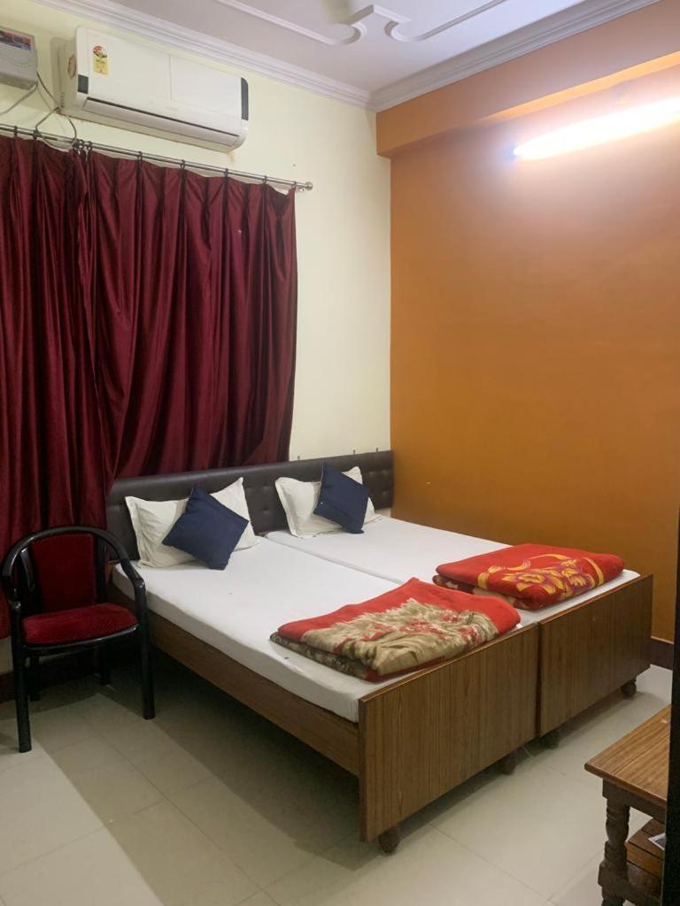 Narendra Guest House view 4
