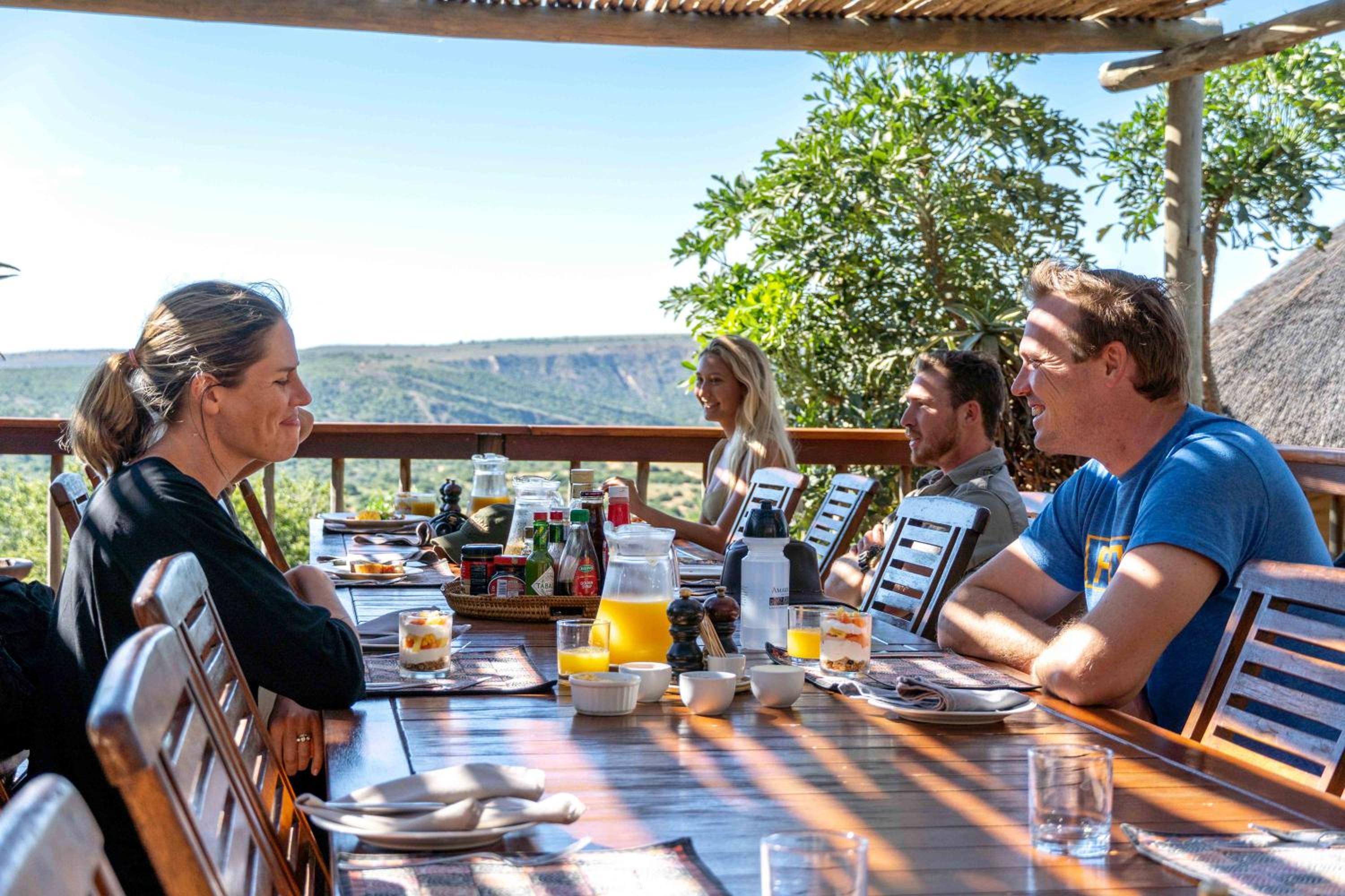 Woodbury Lodge – Amakhala Game Reserve