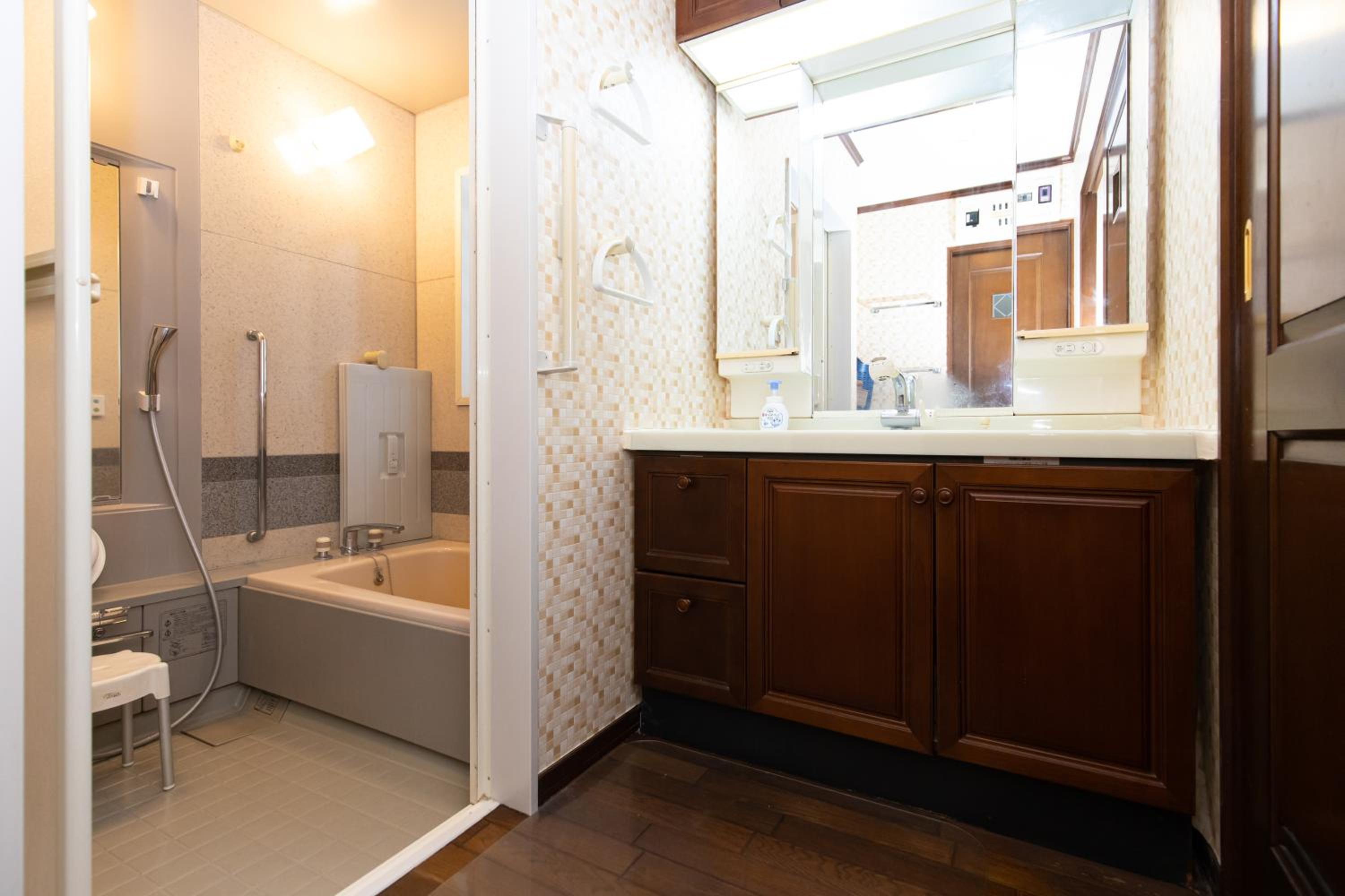 Photo 34
