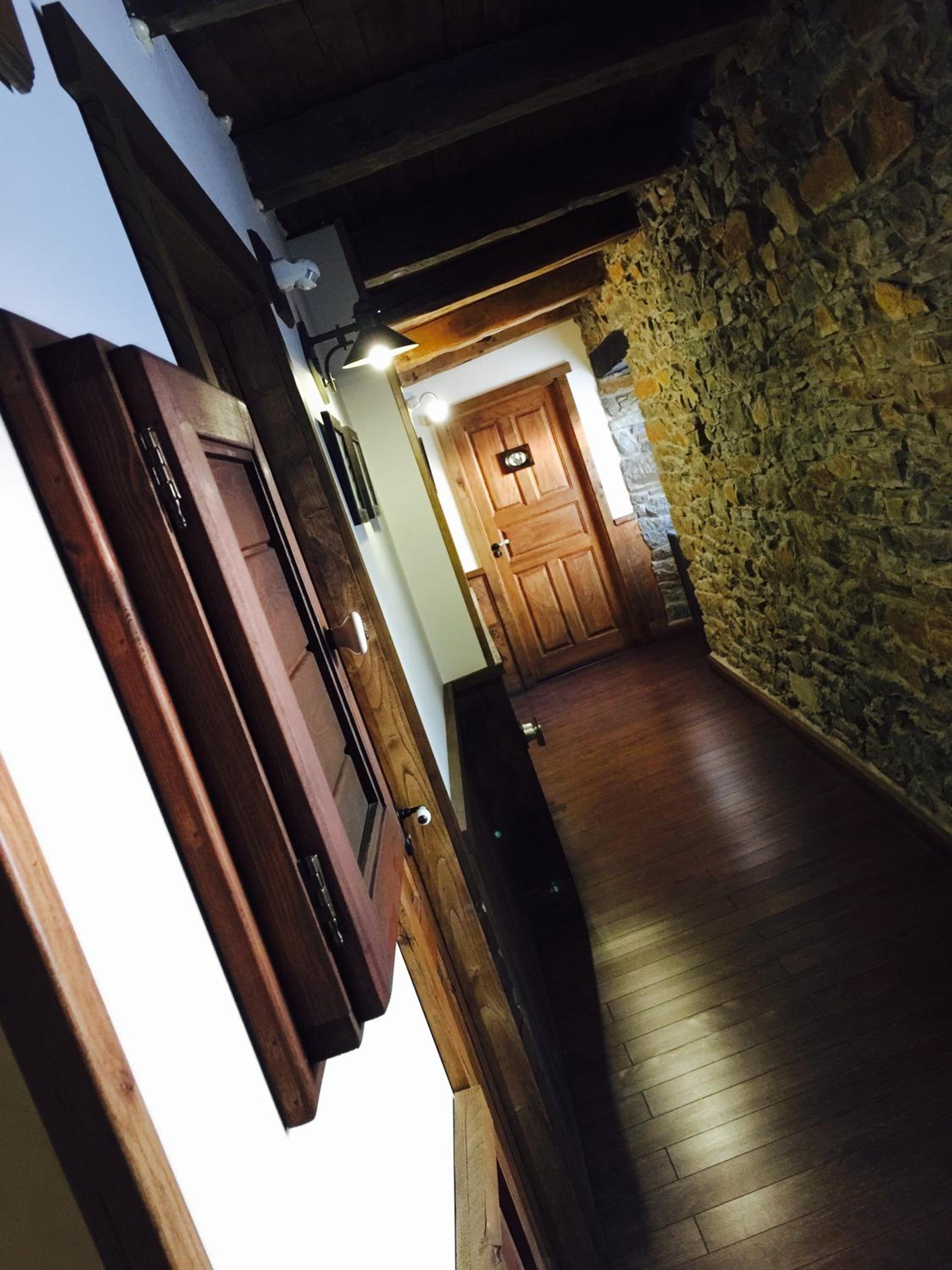 Hostal De Montaña La Aldeya