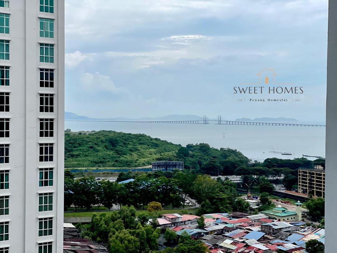 Pool View Stylish Suite at Jelutong Penang 1-4pax photo 3