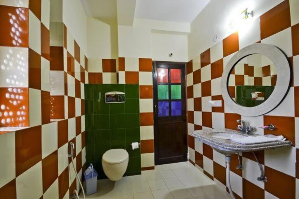 Rani Mahal Hotel