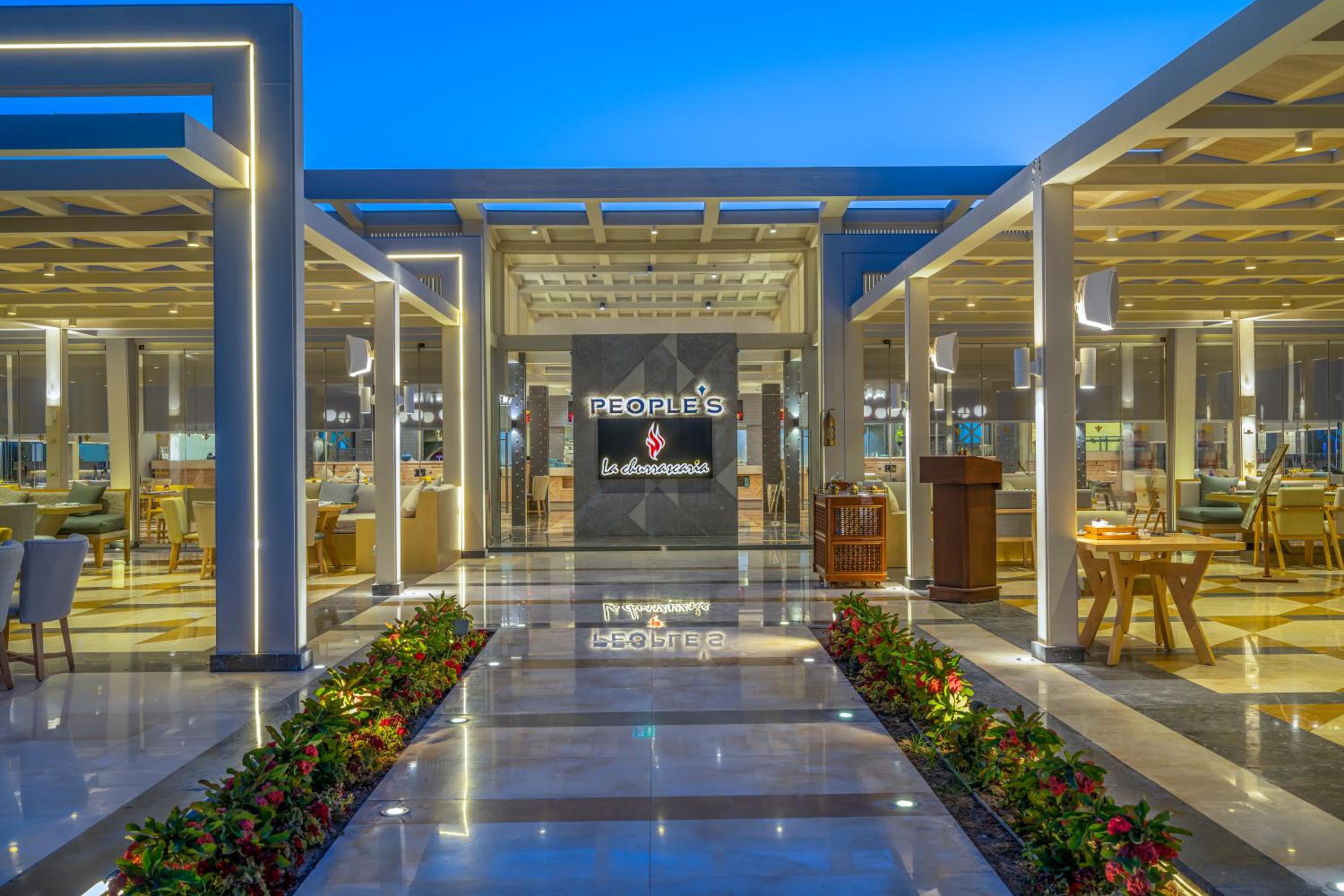Rixos Premium Magawish Suites and Villas