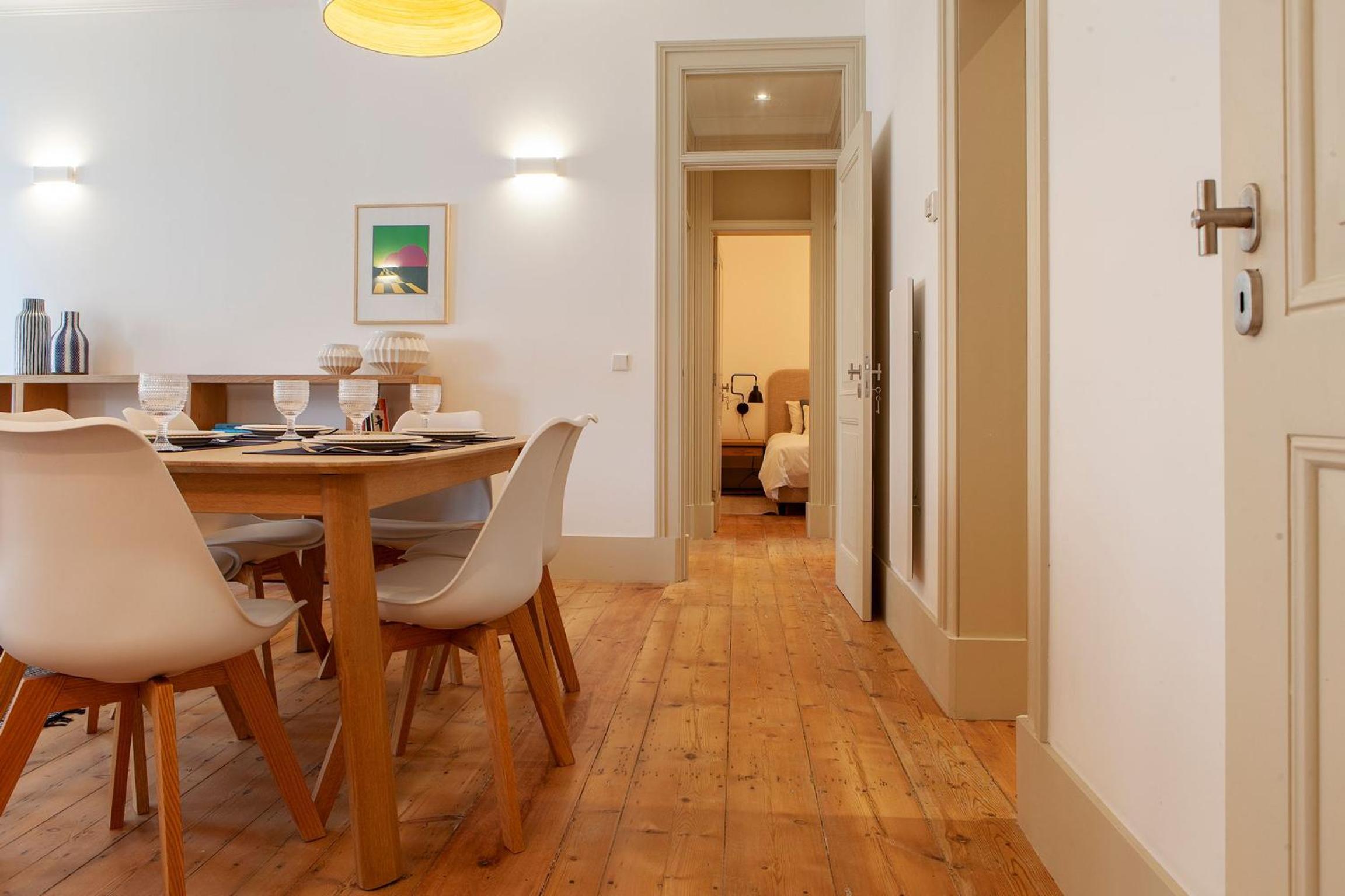 Charming 2BDR Apartment in Lapa by LovelyStay
