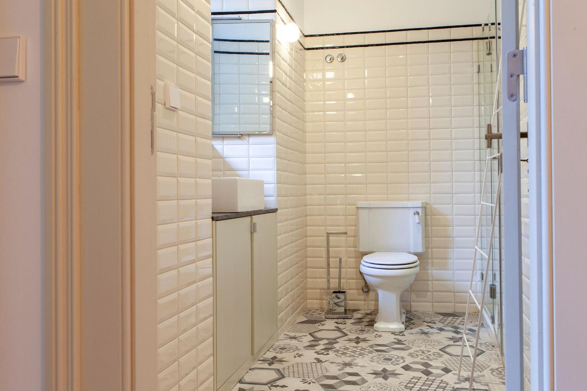 Charming 2BDR Apartment in Lapa by LovelyStay