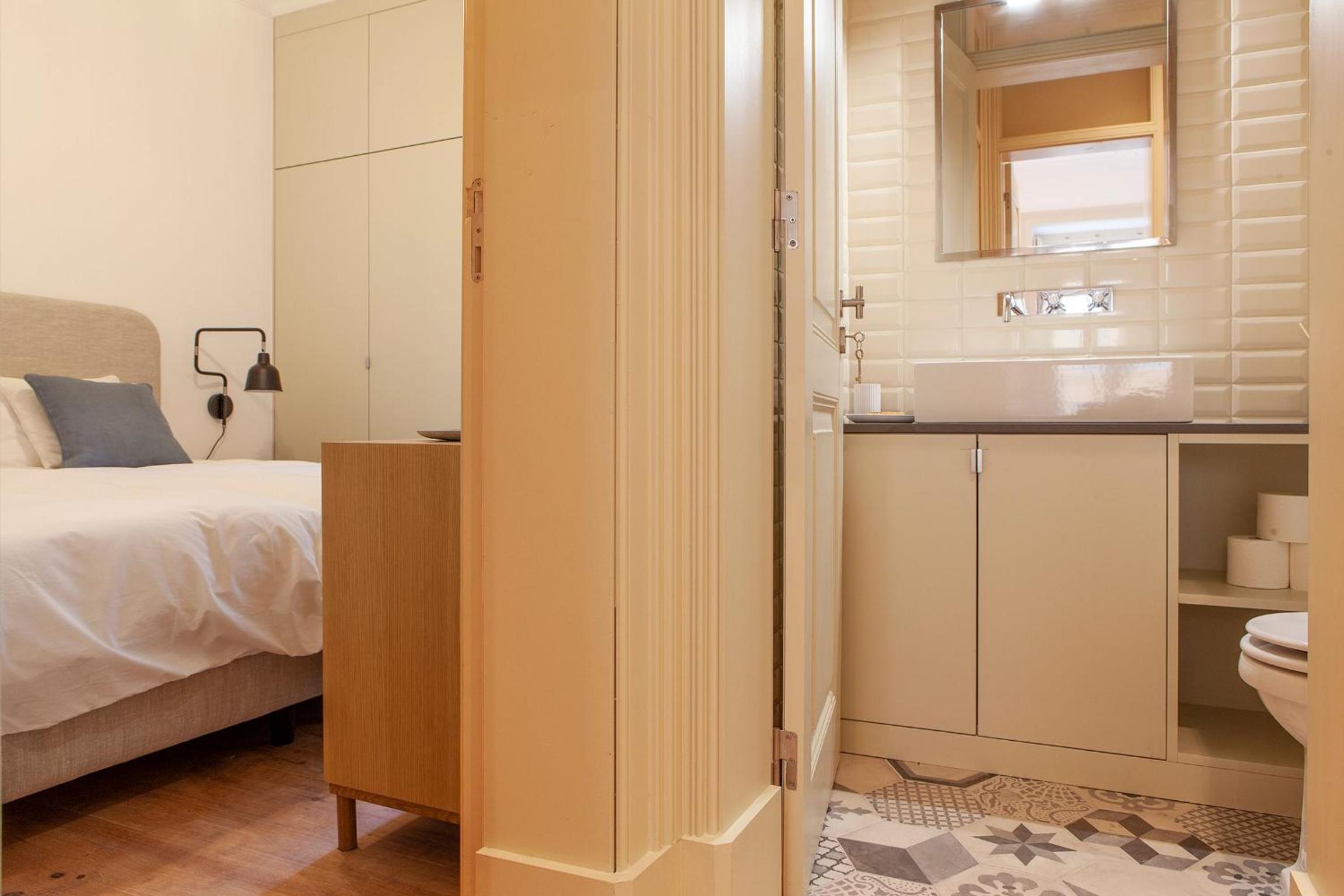 Charming 2BDR Apartment in Lapa by LovelyStay