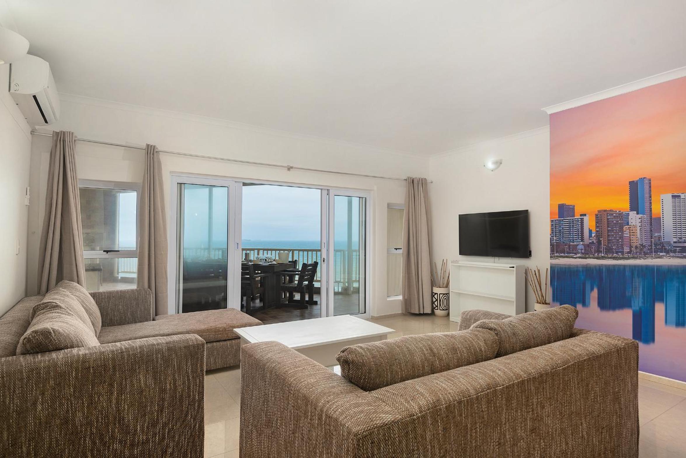 Escape to a Beach Haven - 505 Sorjente view 4