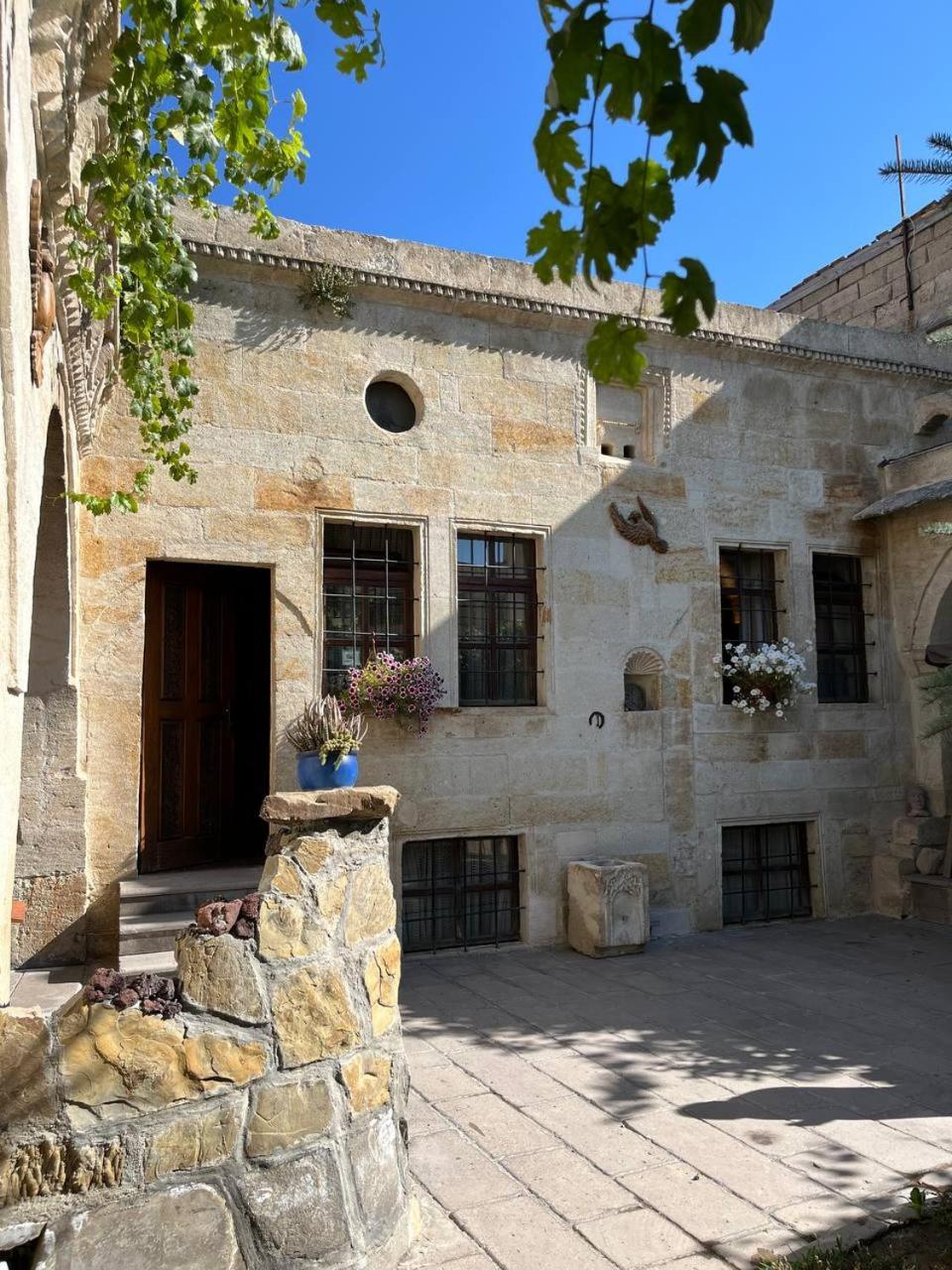 Kayhan Cave Villa