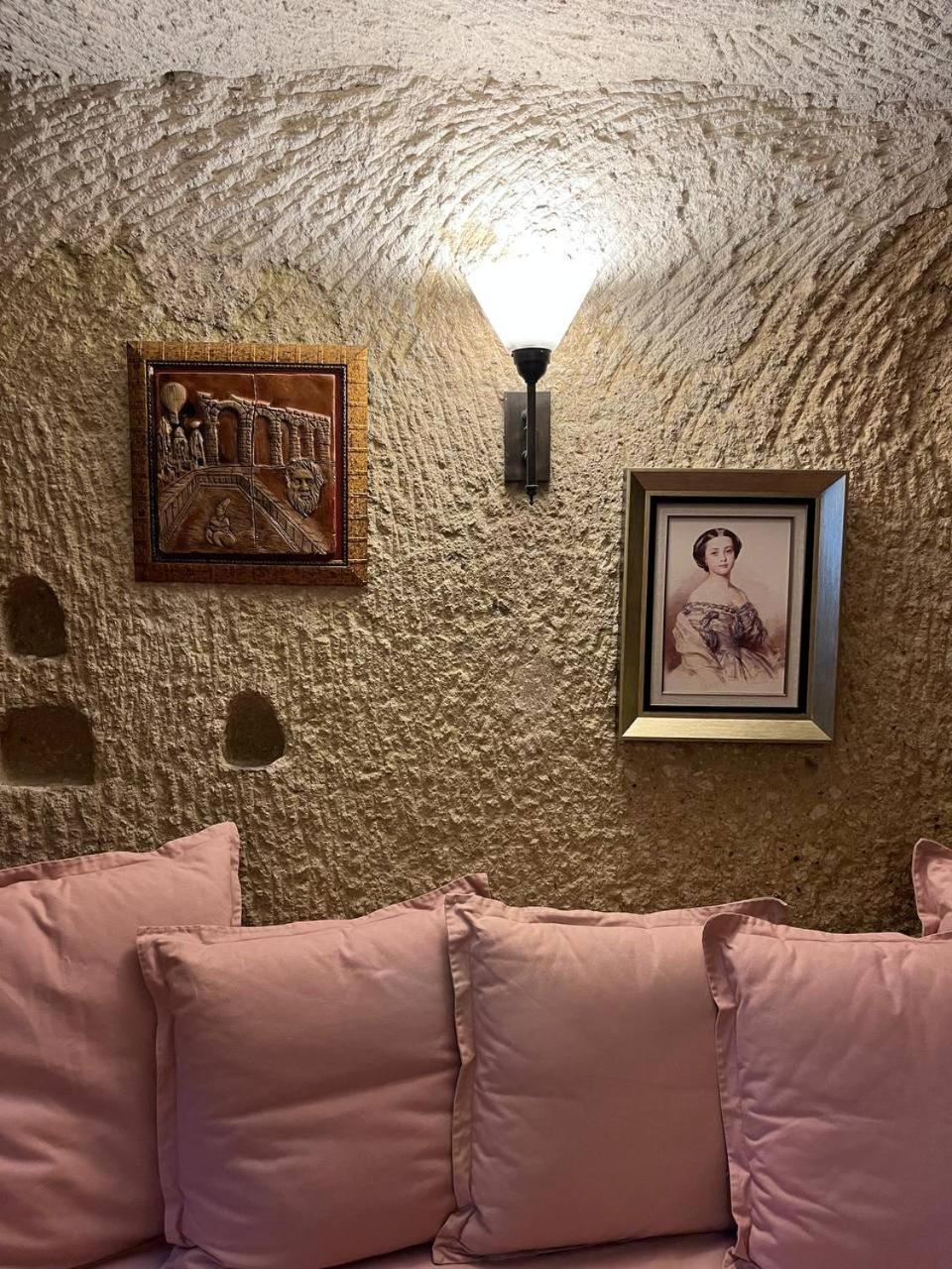 Kayhan Cave Villa