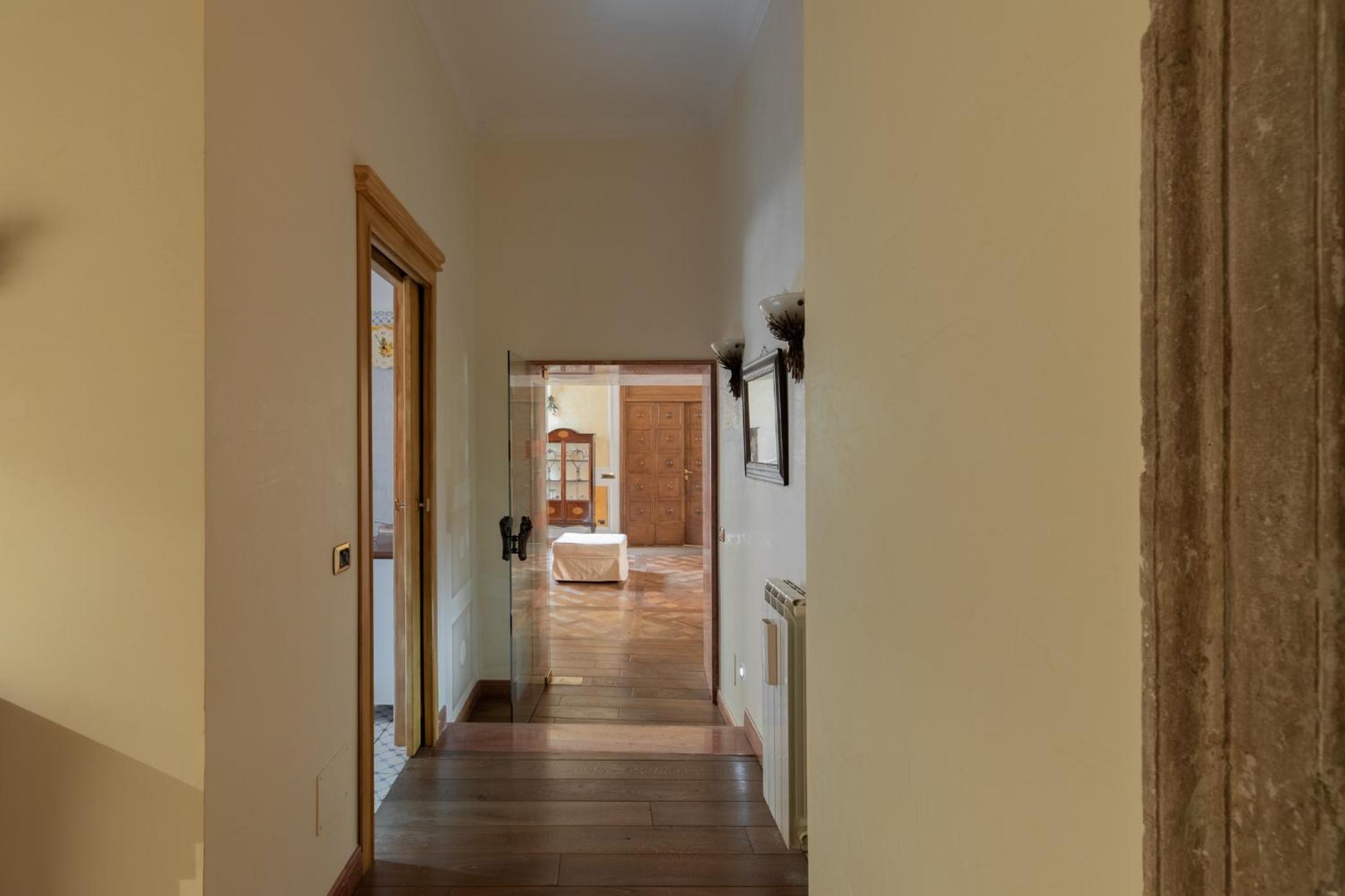iFlat Elegant and Luxury Apartment near Pantheon