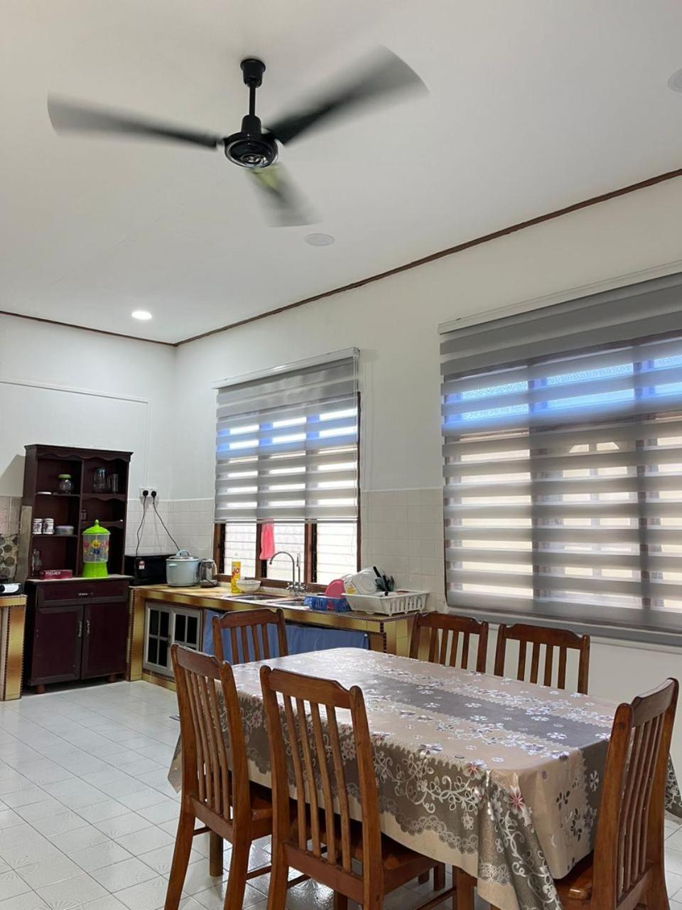 Lavender Homestay Desa Chendering 3 bedrooms Kuala Terengganu photo 8