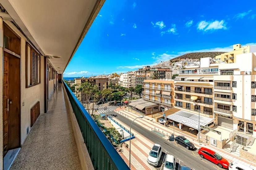 Tenerifeopenhome bright penthouse on the beach Los Cristianos