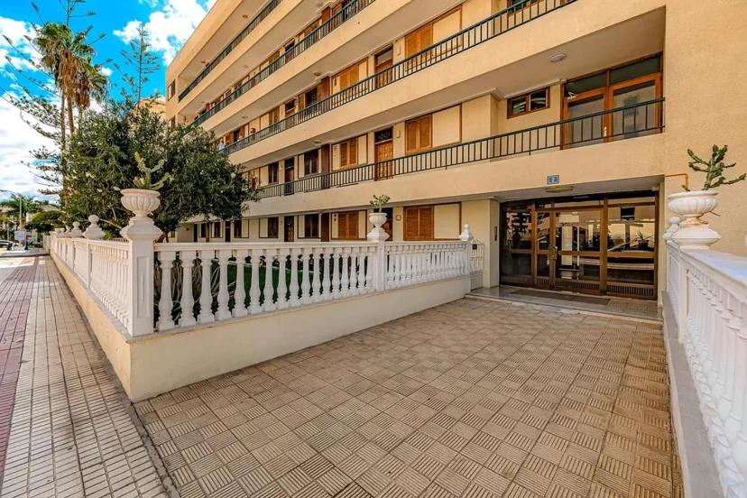 Tenerifeopenhome bright penthouse on the beach Los Cristianos