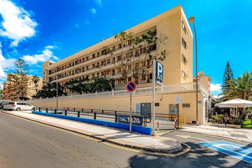 Tenerifeopenhome bright penthouse on the beach Los Cristianos