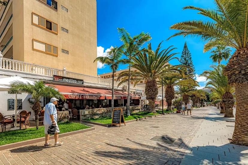 Tenerifeopenhome bright penthouse on the beach Los Cristianos