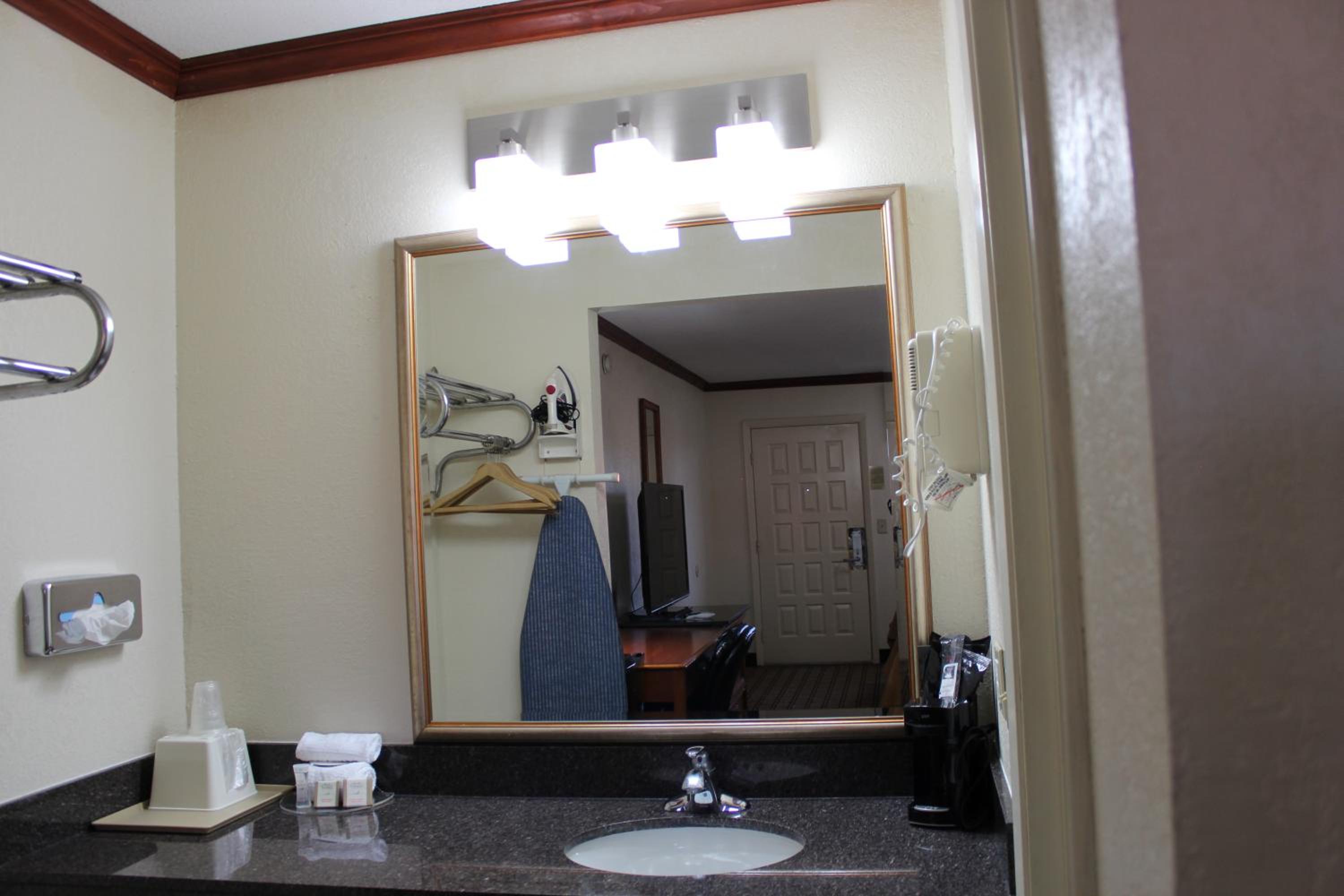 Photo 11