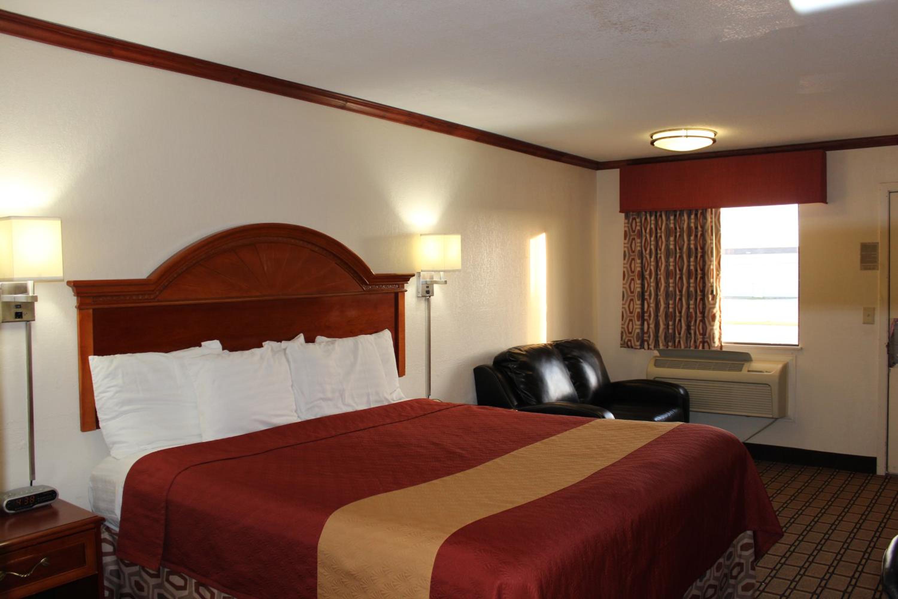 Sanger Inn view 4