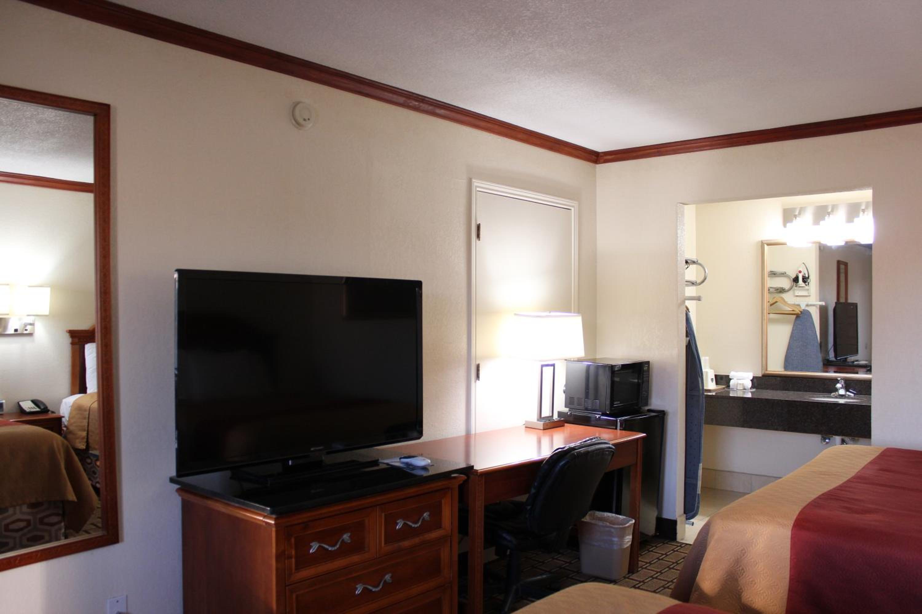 Sanger Inn view 3