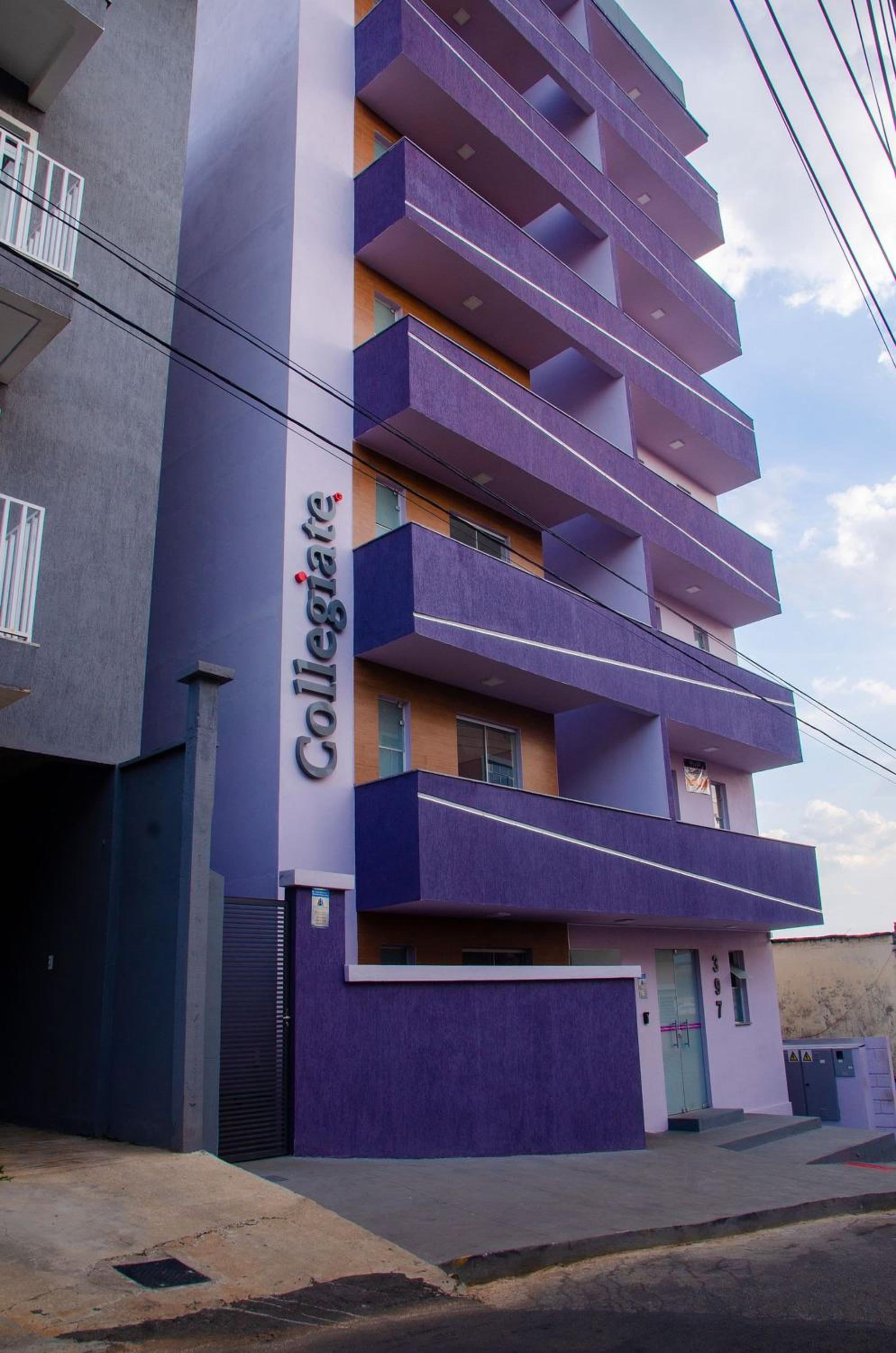 AP c ESTACIONAMENTO 900m do centro, prédio com piscina, sauna e academia