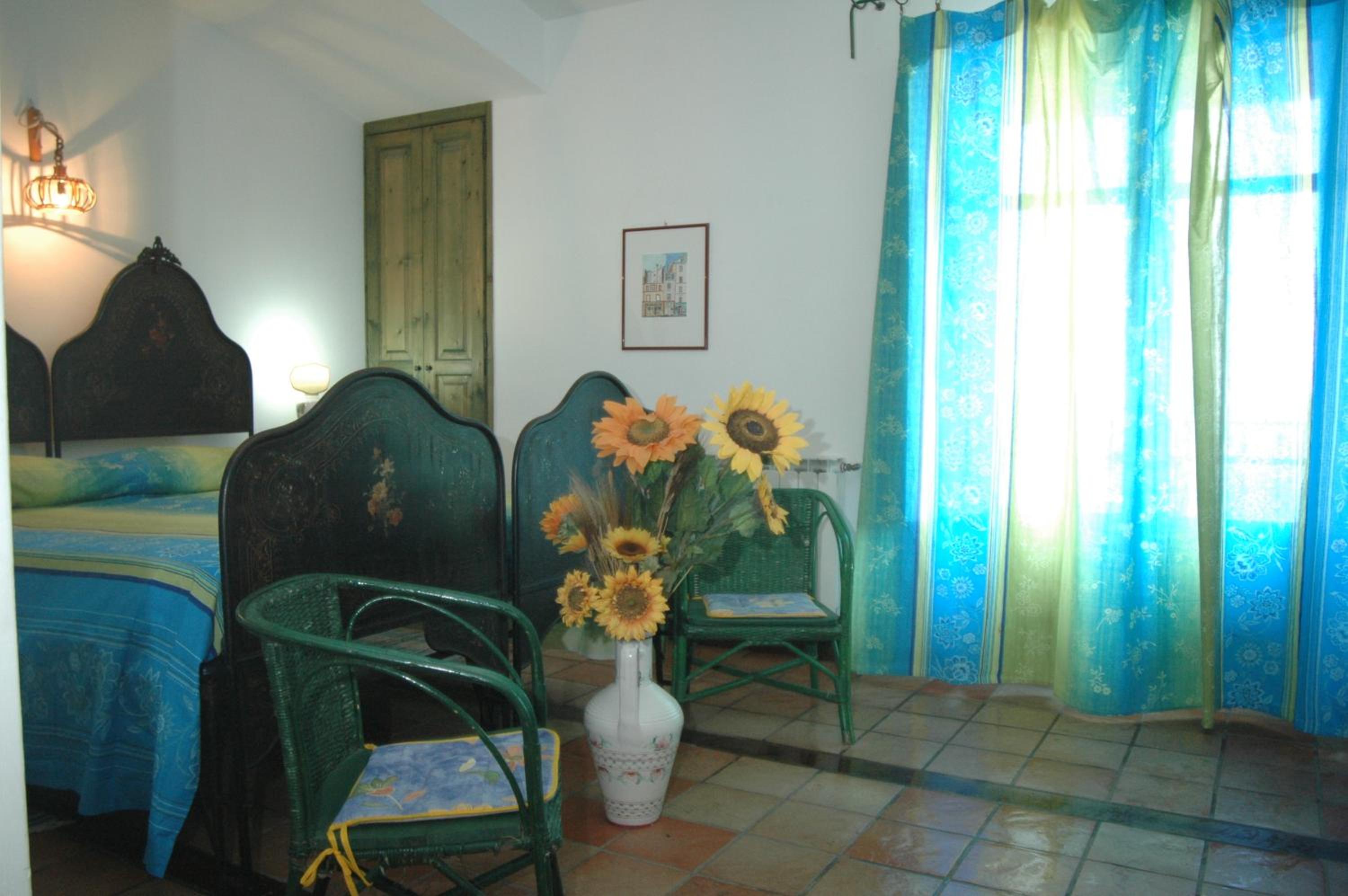 Photo 47