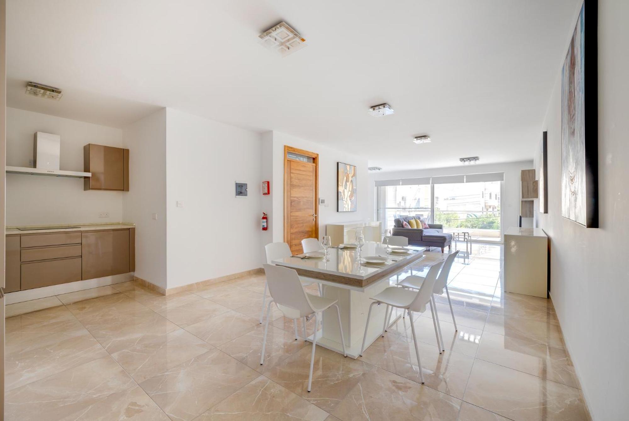 Marvellous 3BR Apartment in central St Julians — St Julian's