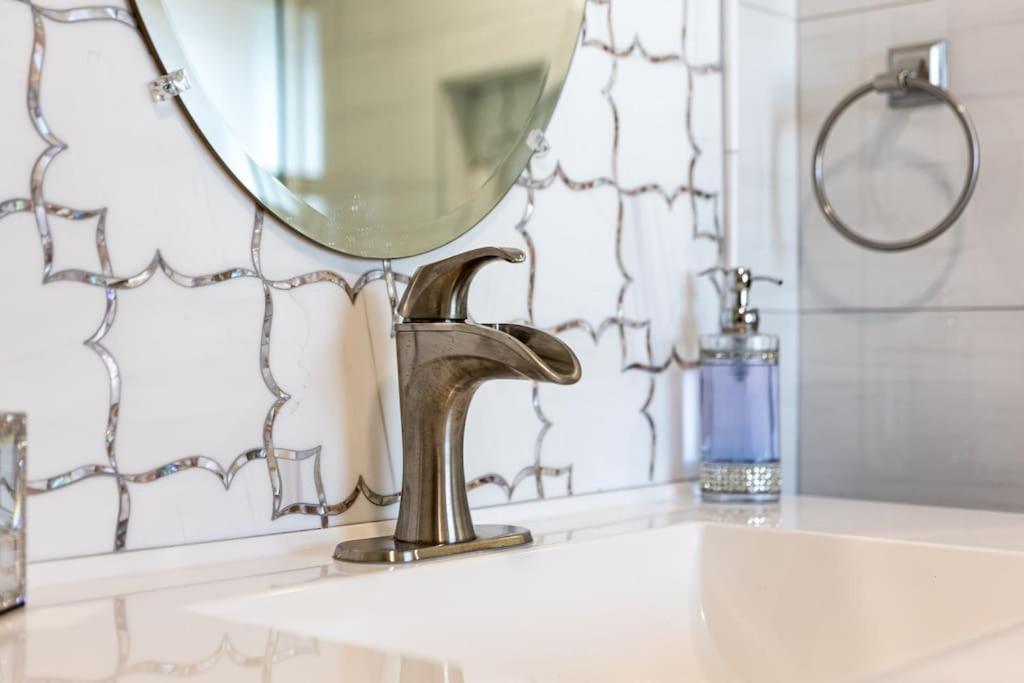 Oceanside Luxury Home Hampton Beach - Property Image 30