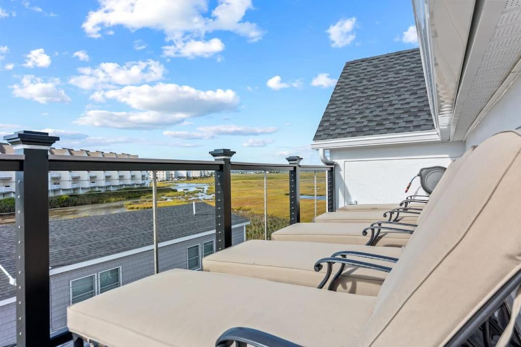 Oceanside Luxury Home Hampton Beach - Property Image 31