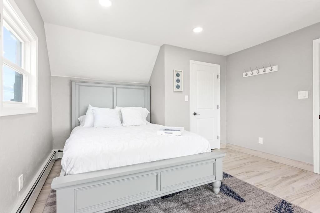 Oceanside Luxury Home Hampton Beach - Property Image 35