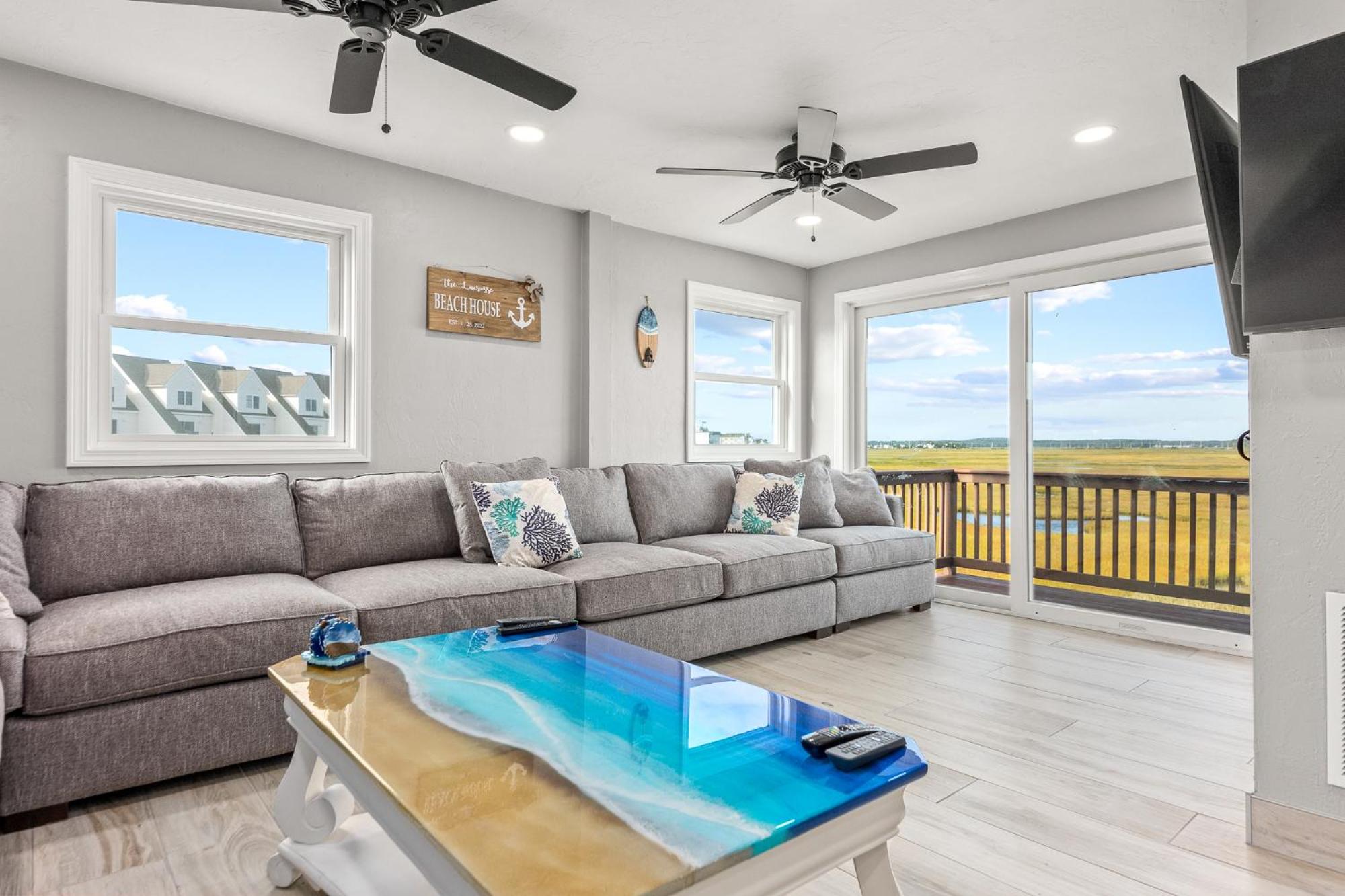 Oceanside Luxury Home Hampton Beach - Property Image 37
