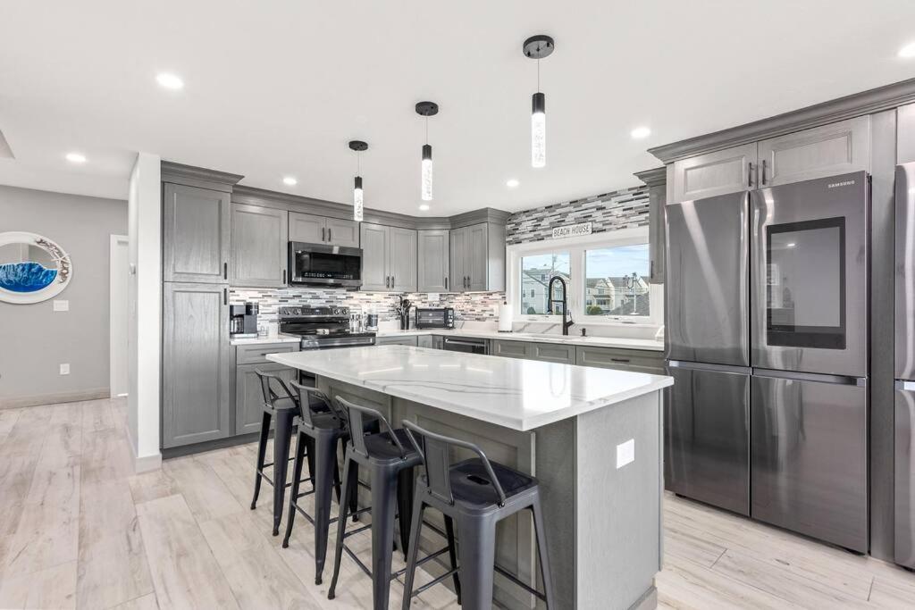 Oceanside Luxury Home Hampton Beach - Property Image 52