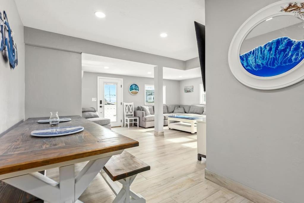 Oceanside Luxury Home Hampton Beach - Property Image 54