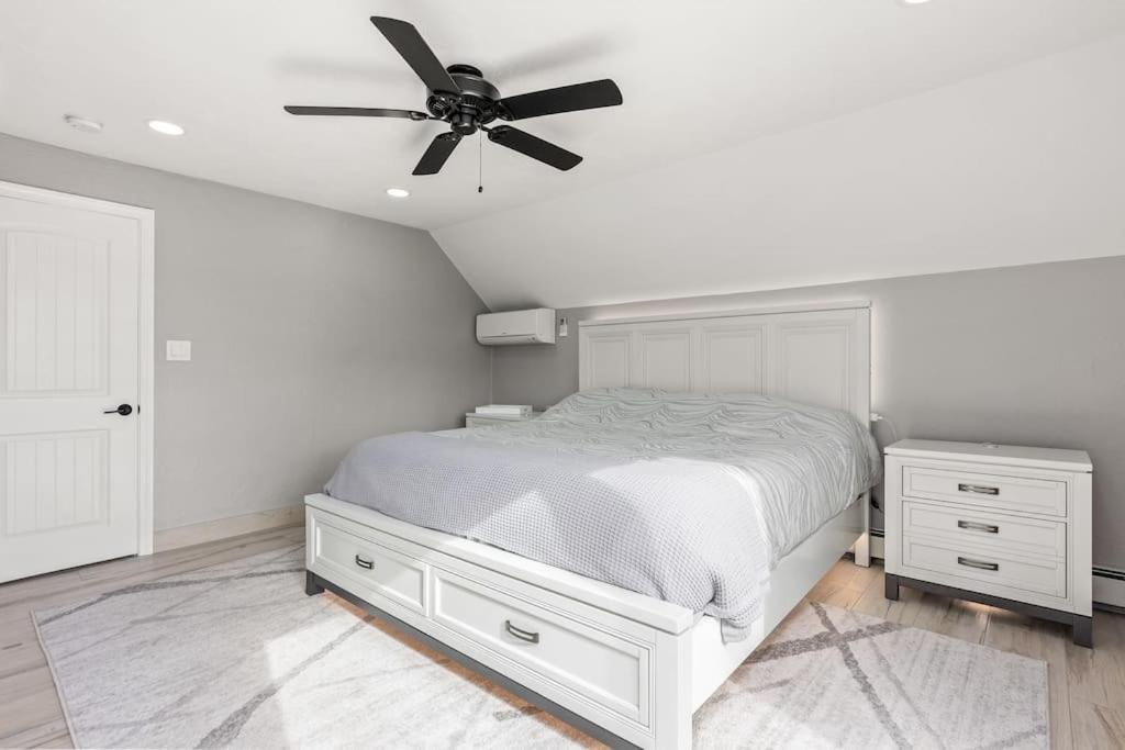 Oceanside Luxury Home Hampton Beach - Property Image 16