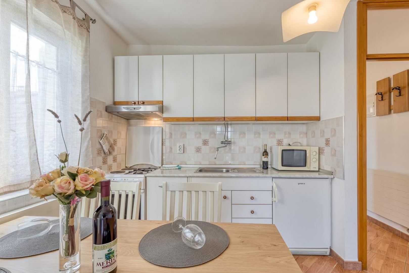 Apartments Azra