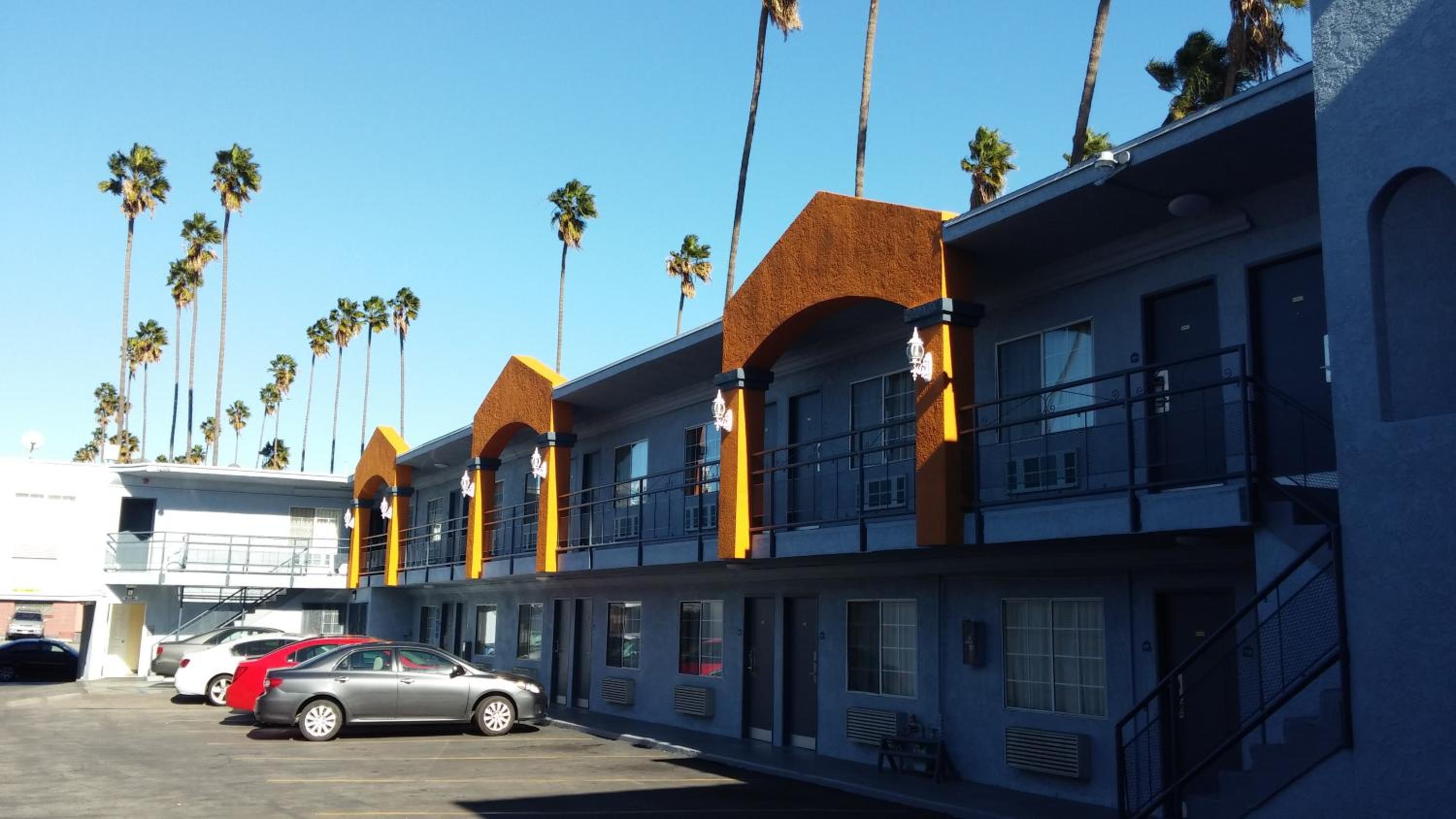 Value Inn Hollywood