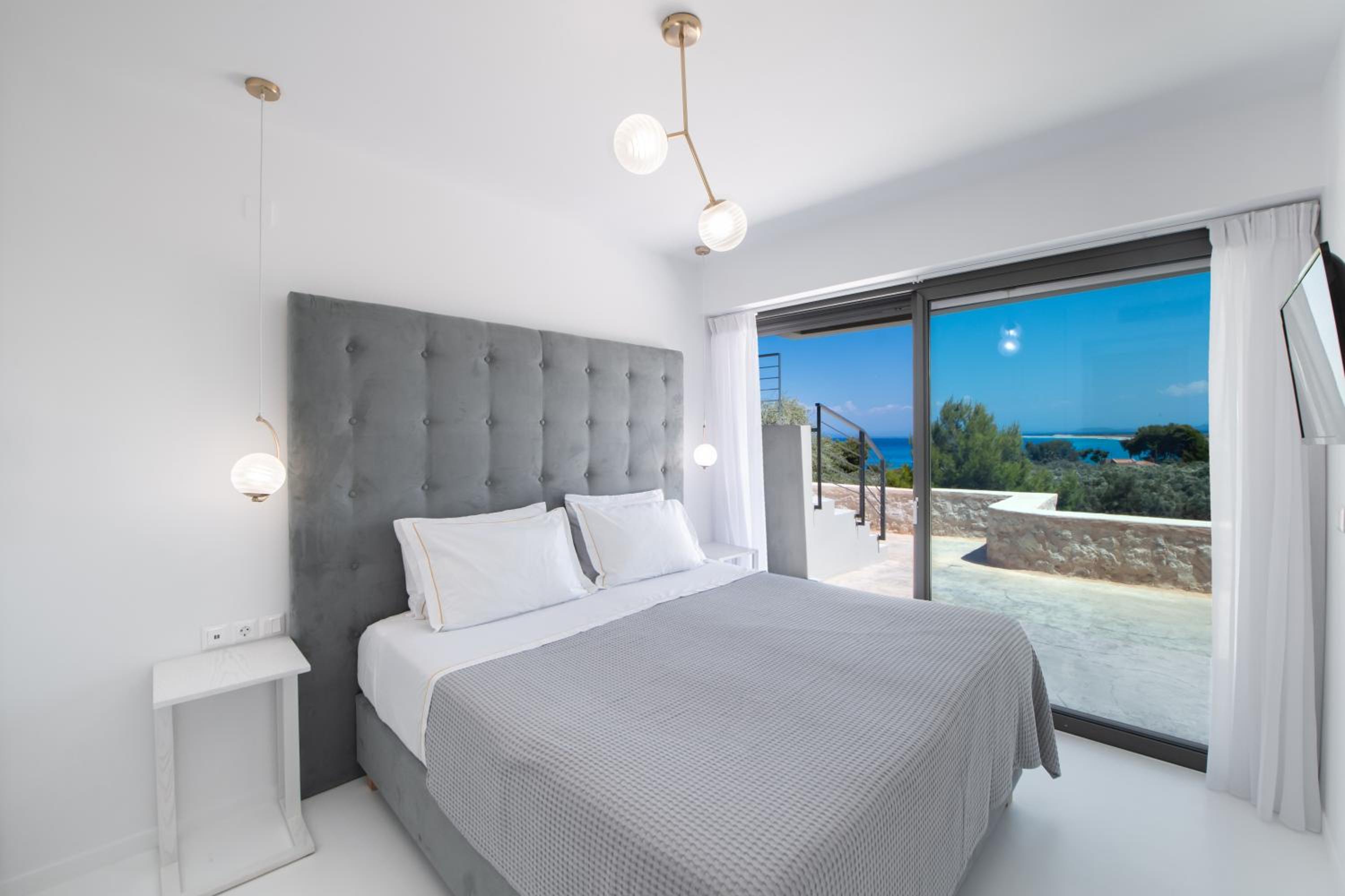 Villa Anthos - Fresh modern villa, pool, close to the beach photo 3
