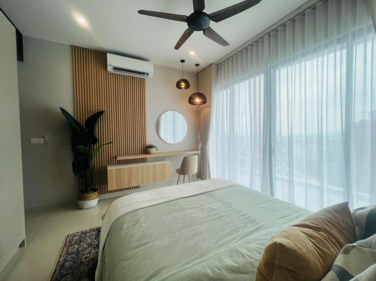 KL City Signature Suites Attached LRT Station & Mall