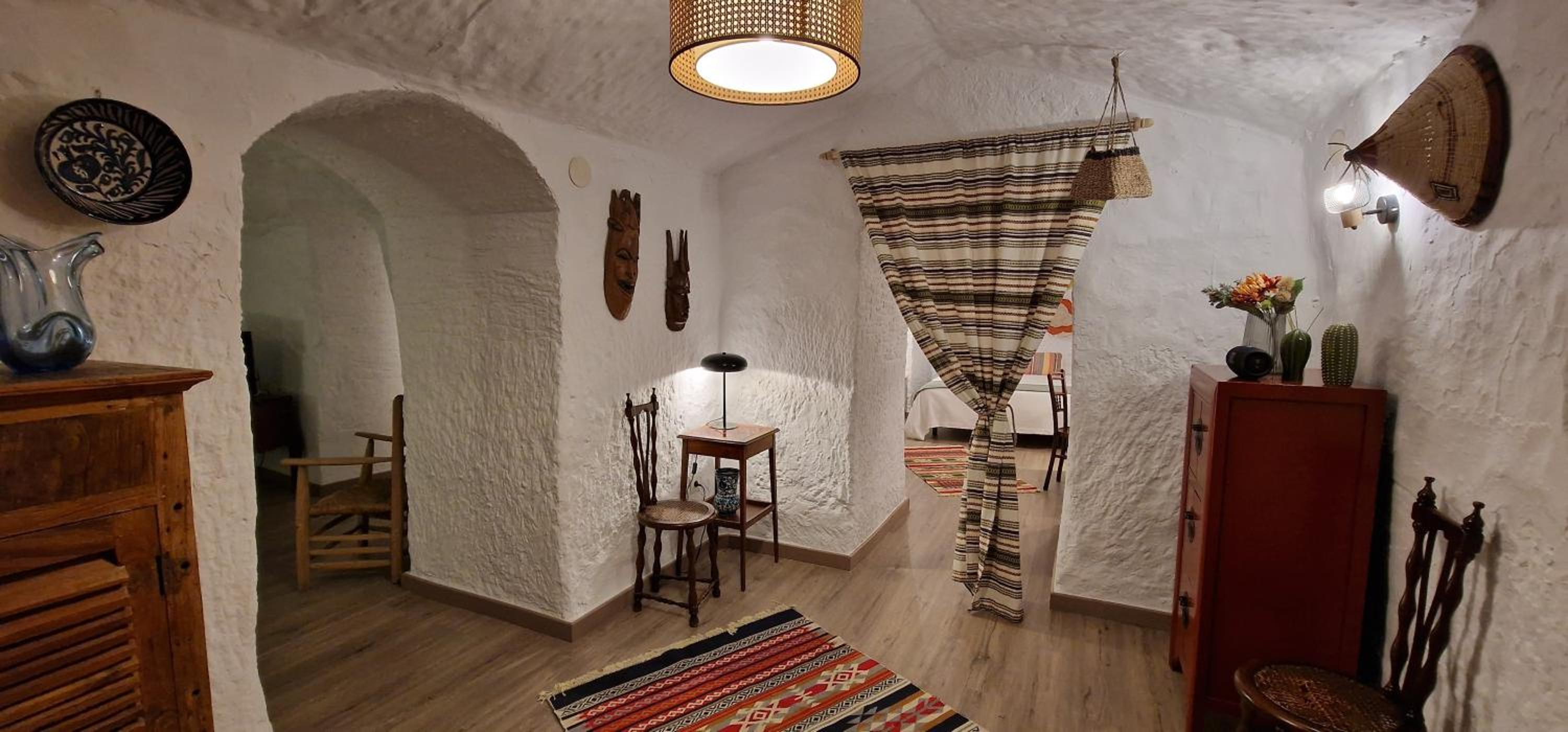 Cueva de la Higuera