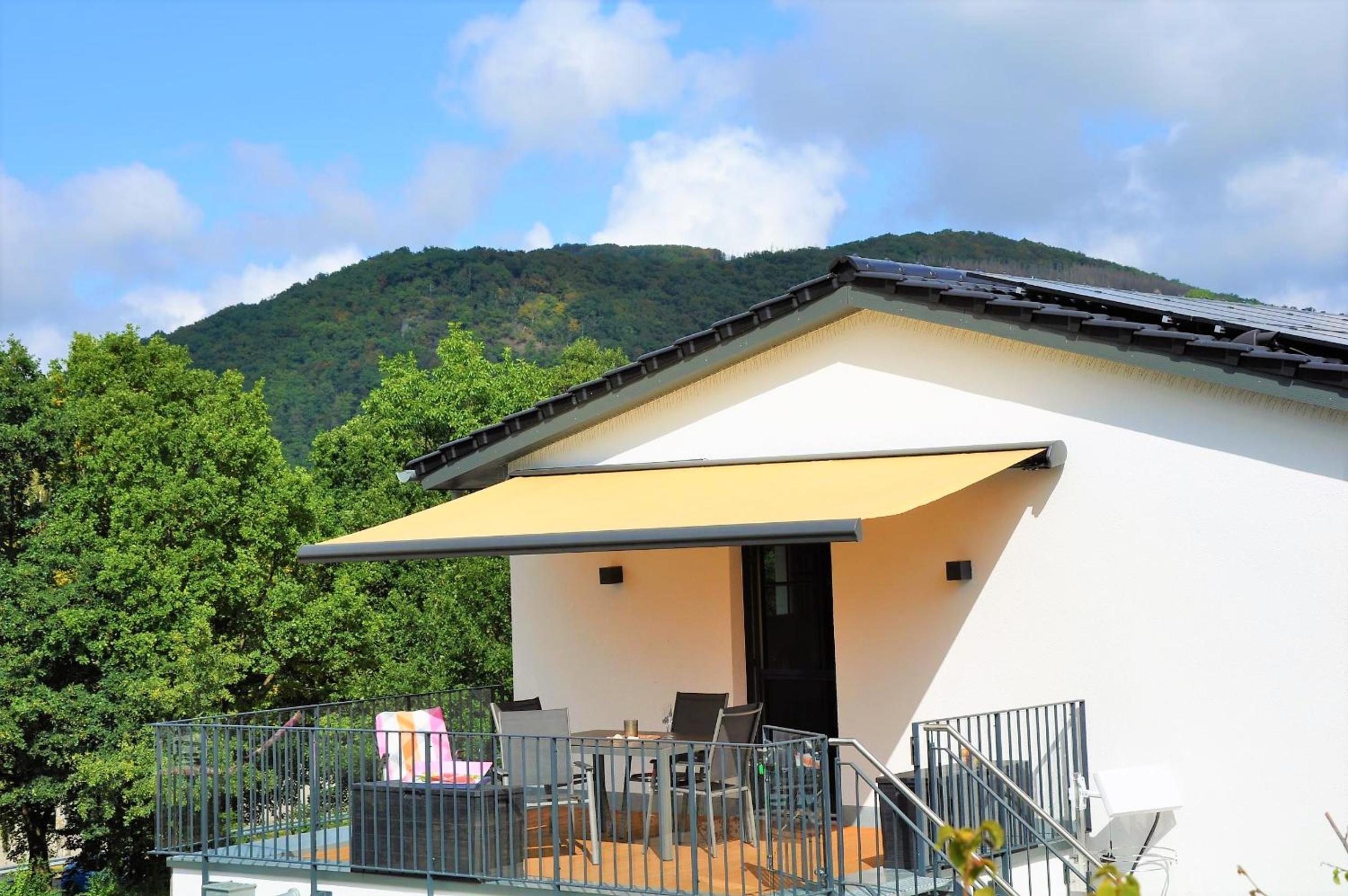 Ferienhaus direkt am Diemelsee-Heringhausen-Willingen-Toplage-Sauna-3 Schlafzimmer-2 Terrassen-109 qm-incl Wäsche