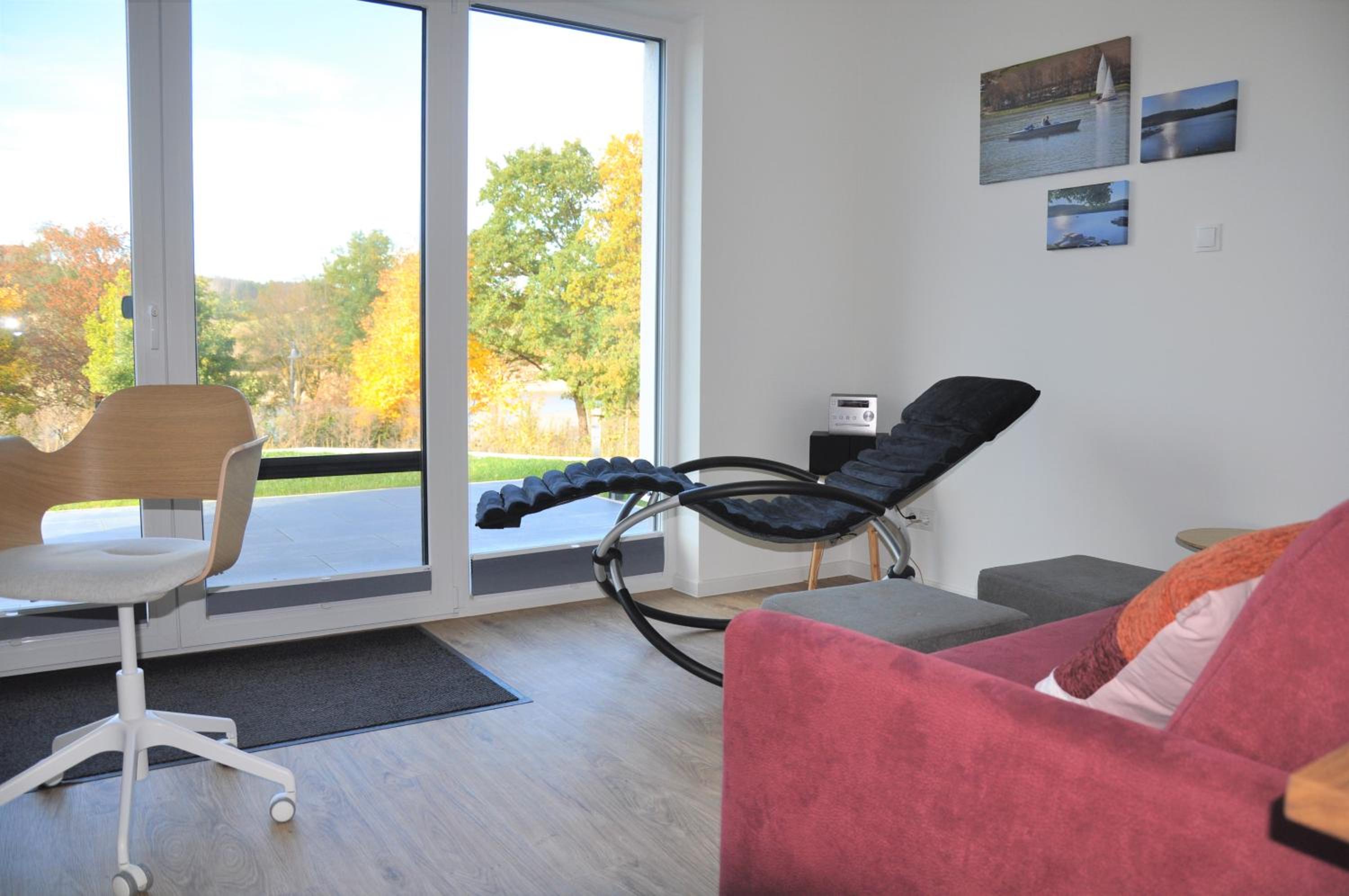 Ferienhaus direkt am Diemelsee-Heringhausen-Willingen-Toplage-Sauna-3 Schlafzimmer-2 Terrassen-109 qm-incl Wäsche