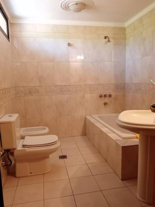 Casa luminosa con pileta ¡ideal para descansar!