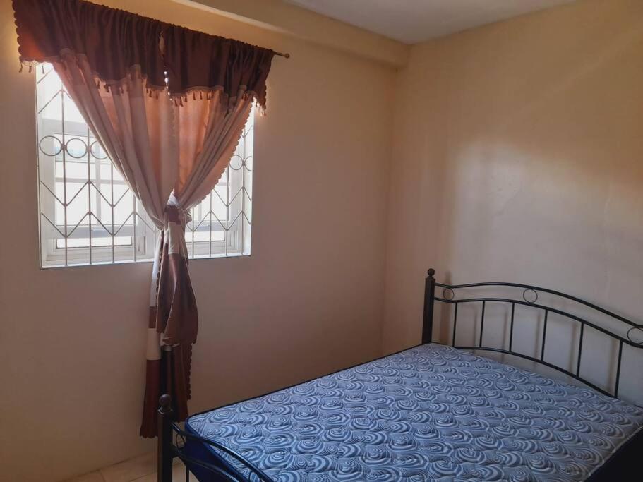 Air Conditioned House With Ocean And Garden View