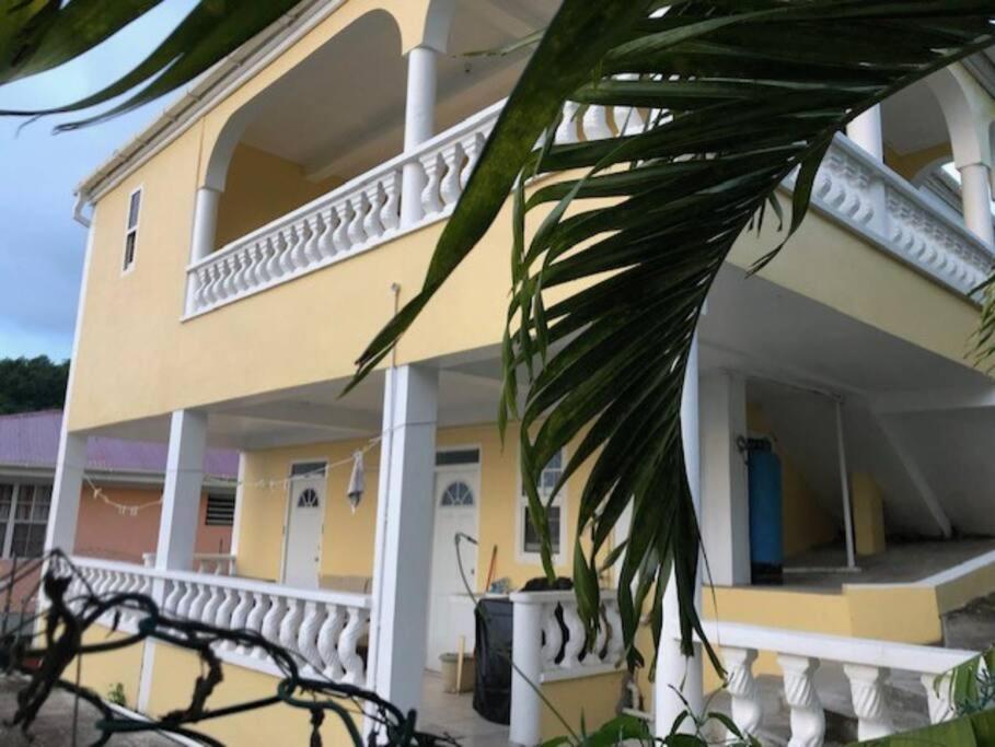 Air Conditioned House With Ocean And Garden View