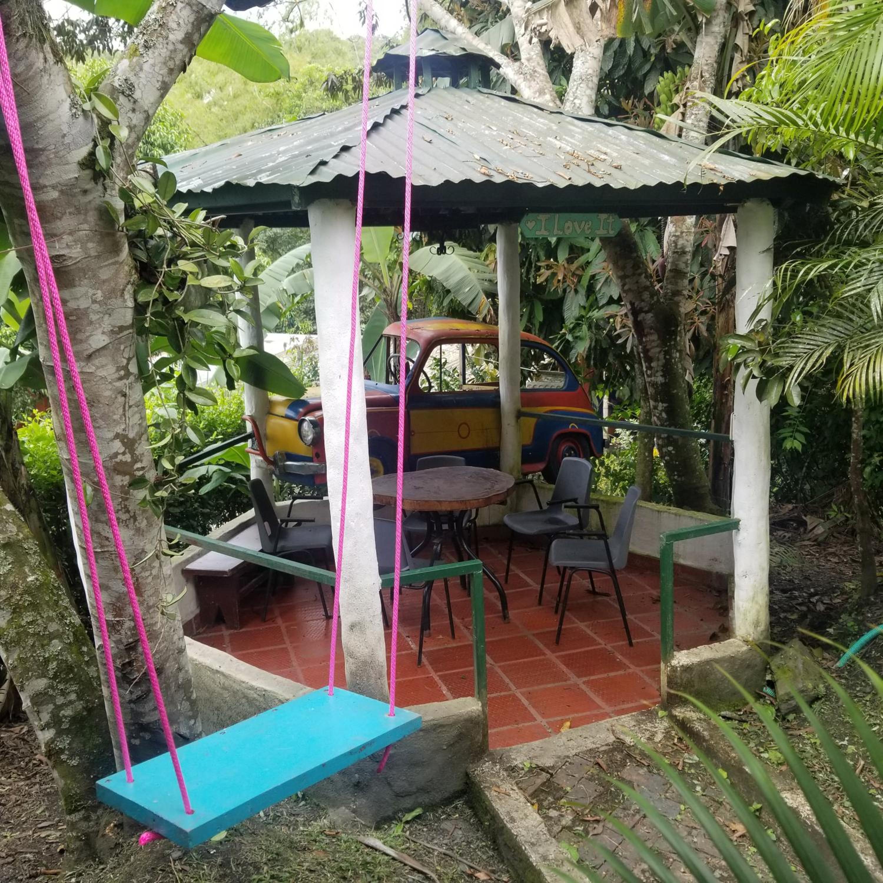 Waterfall El Paraíso - Cabañas, jacuzzi, piscina y cascada en medio de la naturaleza