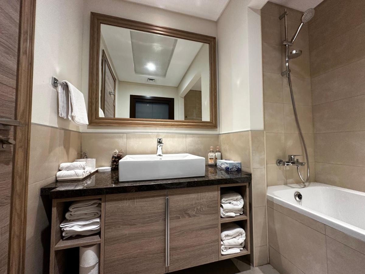GOODWOOD SUITES HOMES VACATION