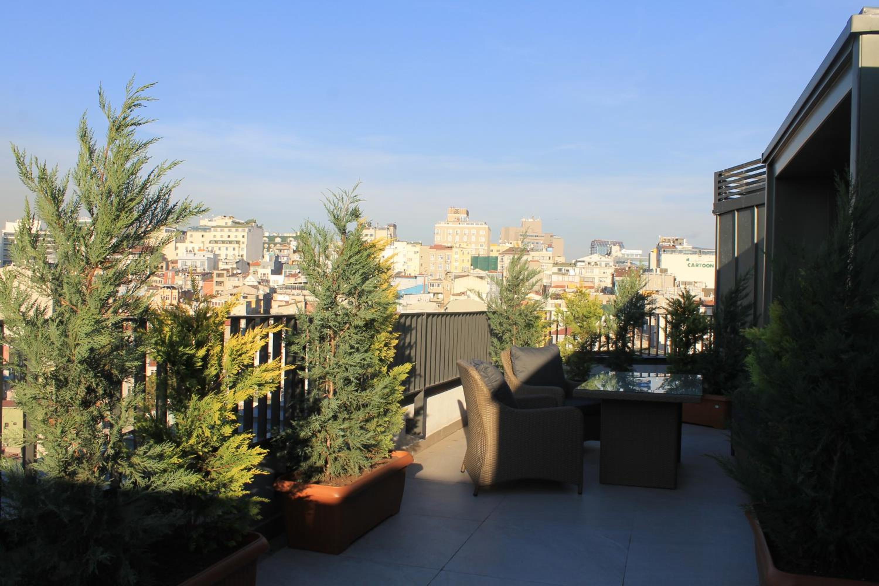 Garlon Residence - Image 22