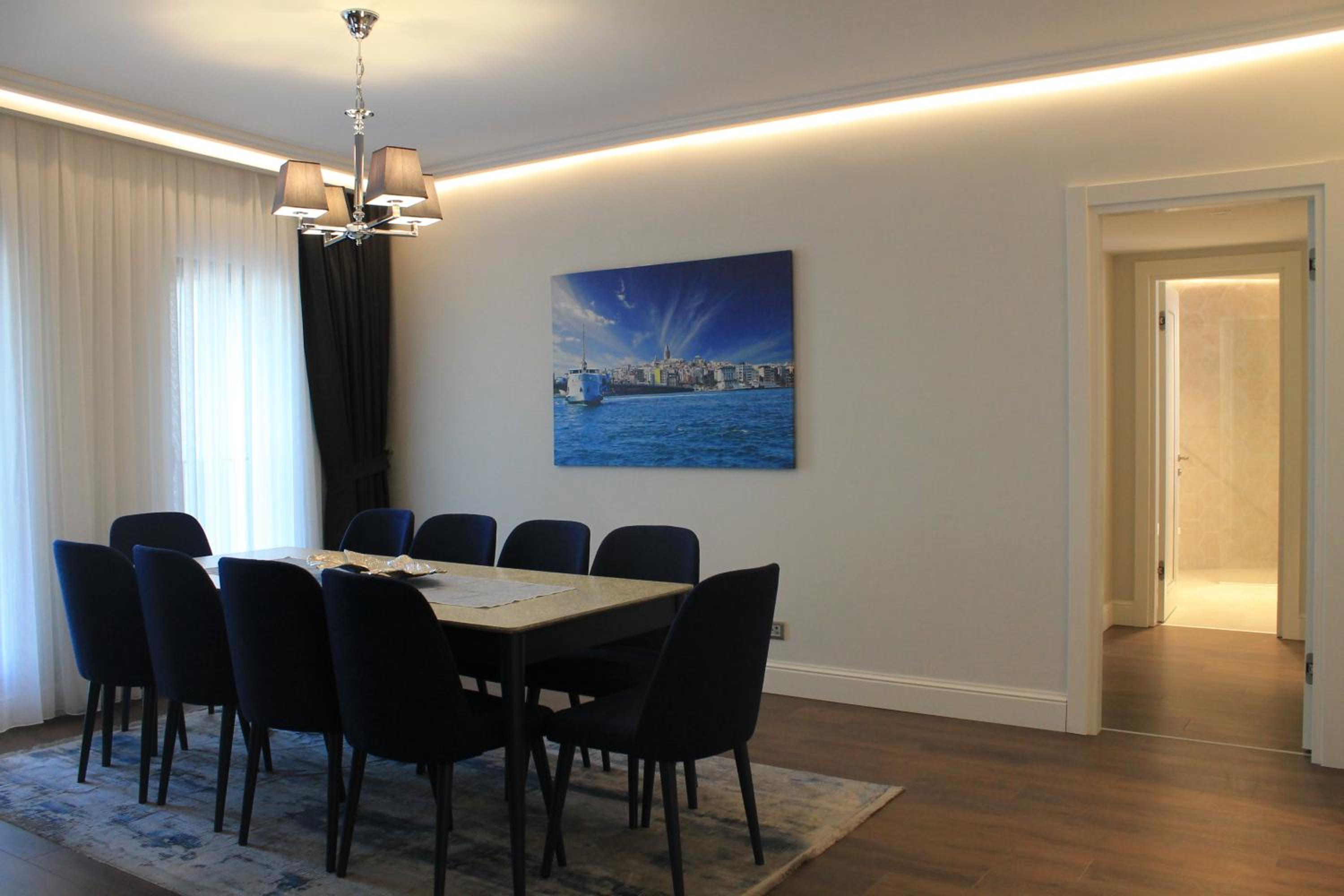 Garlon Residence - Image 32